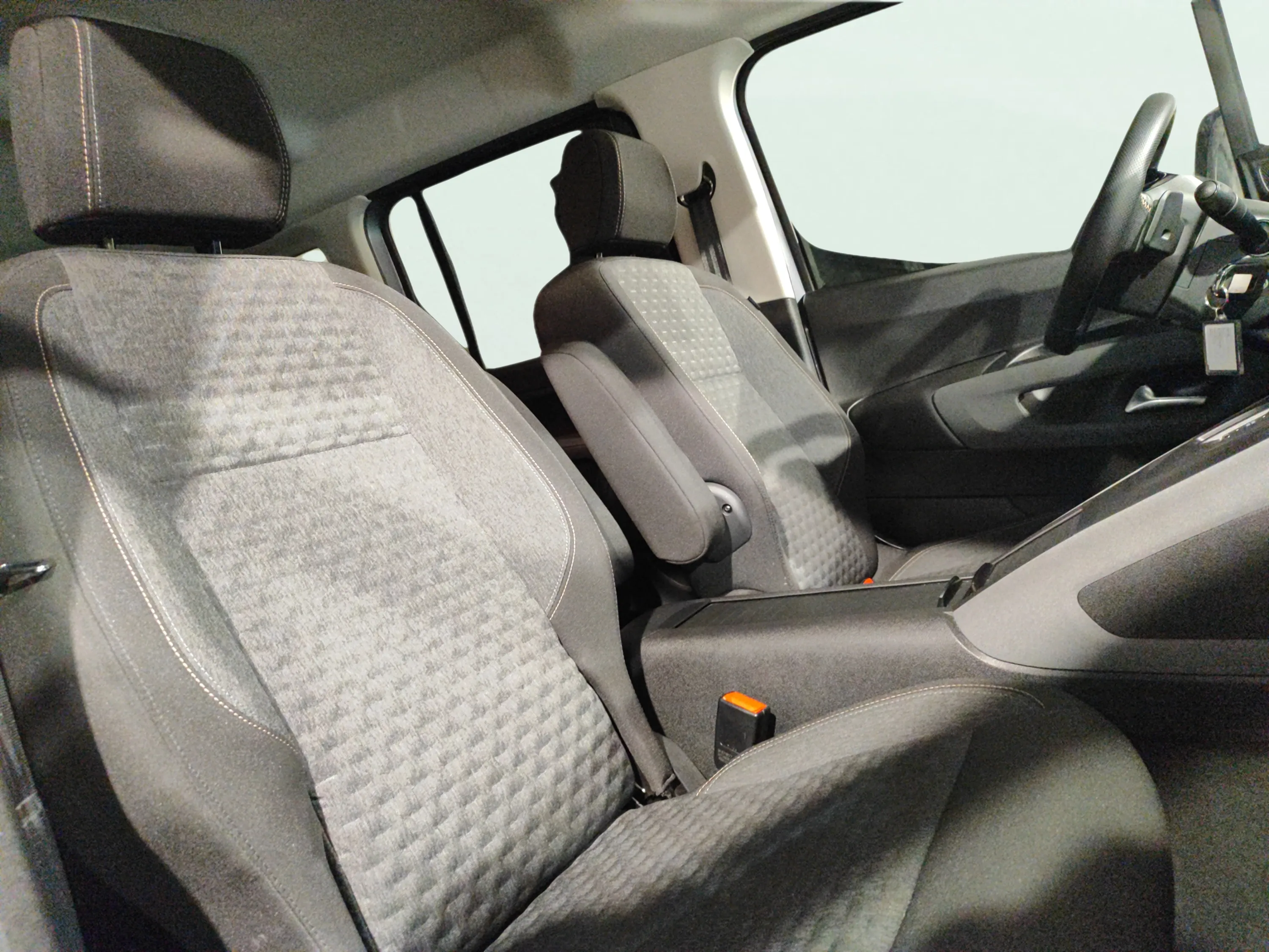 Peugeot Rifter Allure BlueHDi 130 EAT8 Long - foto 13
