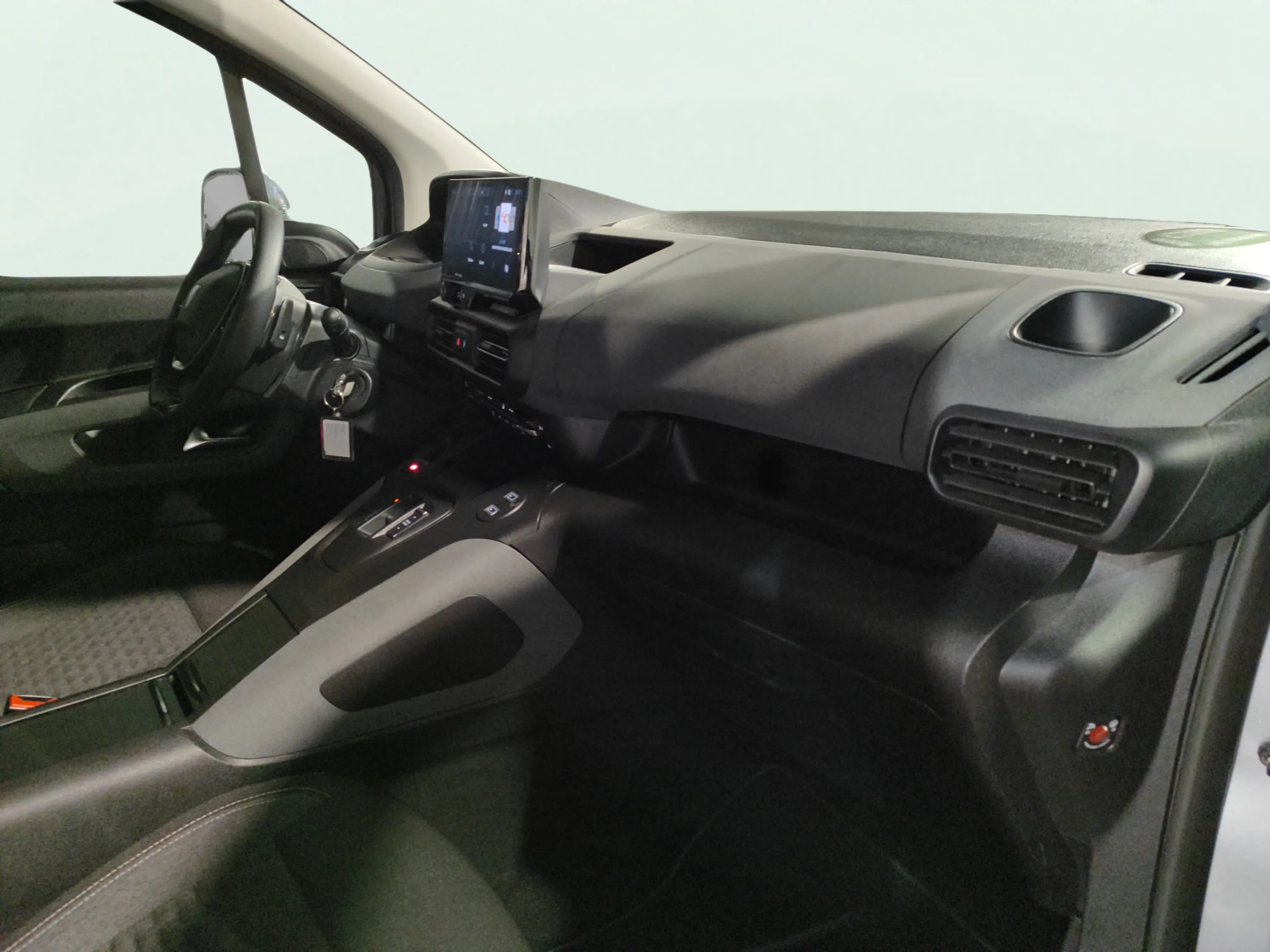 Peugeot Rifter Allure BlueHDi 130 EAT8 Long - foto 26