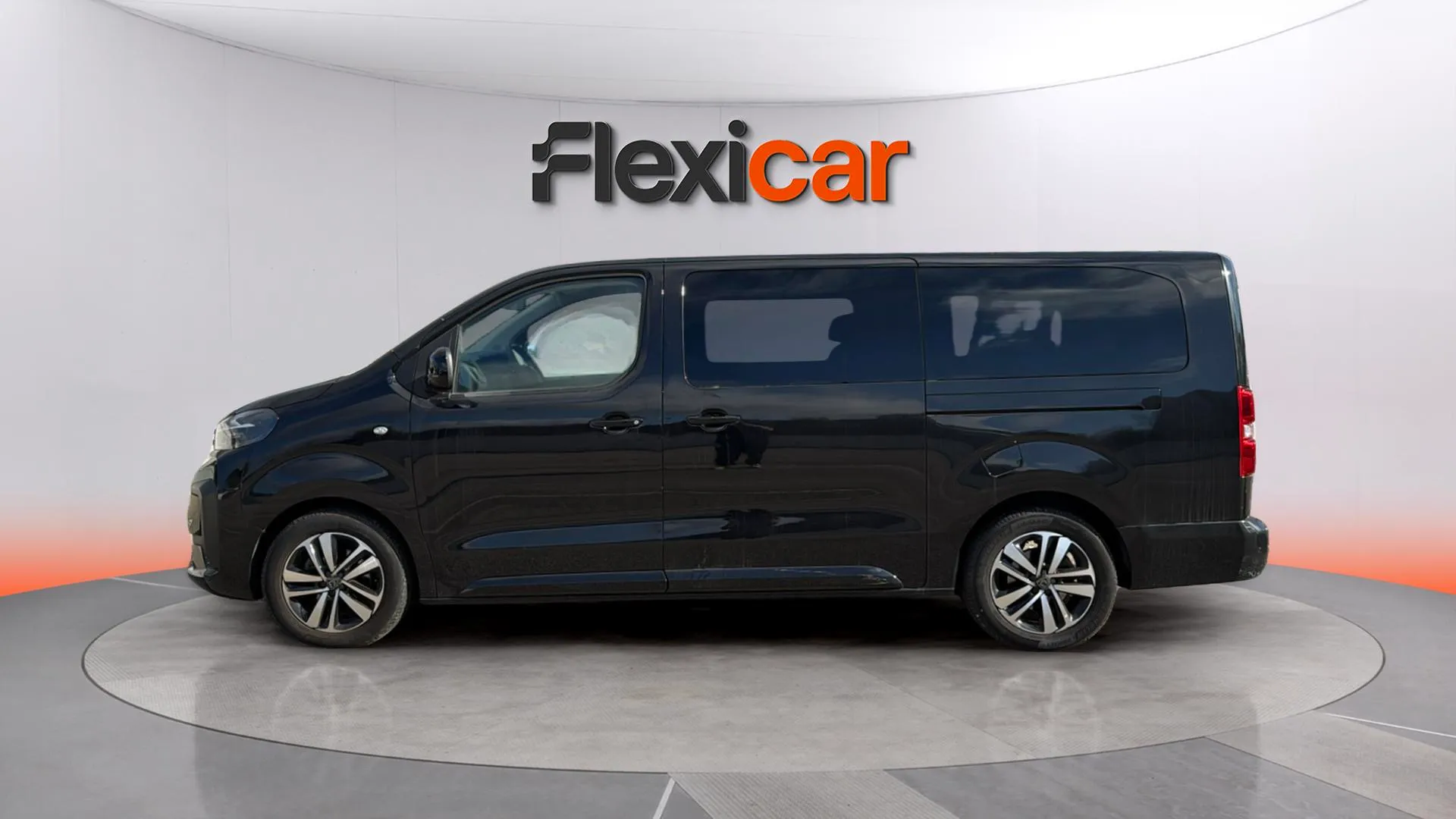 Peugeot Traveller Business Long BlueHDi 180 EAT8 - foto 6