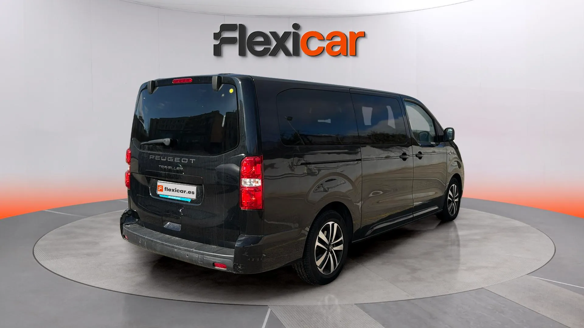 Peugeot Traveller Business Long BlueHDi 180 EAT8 - foto 2