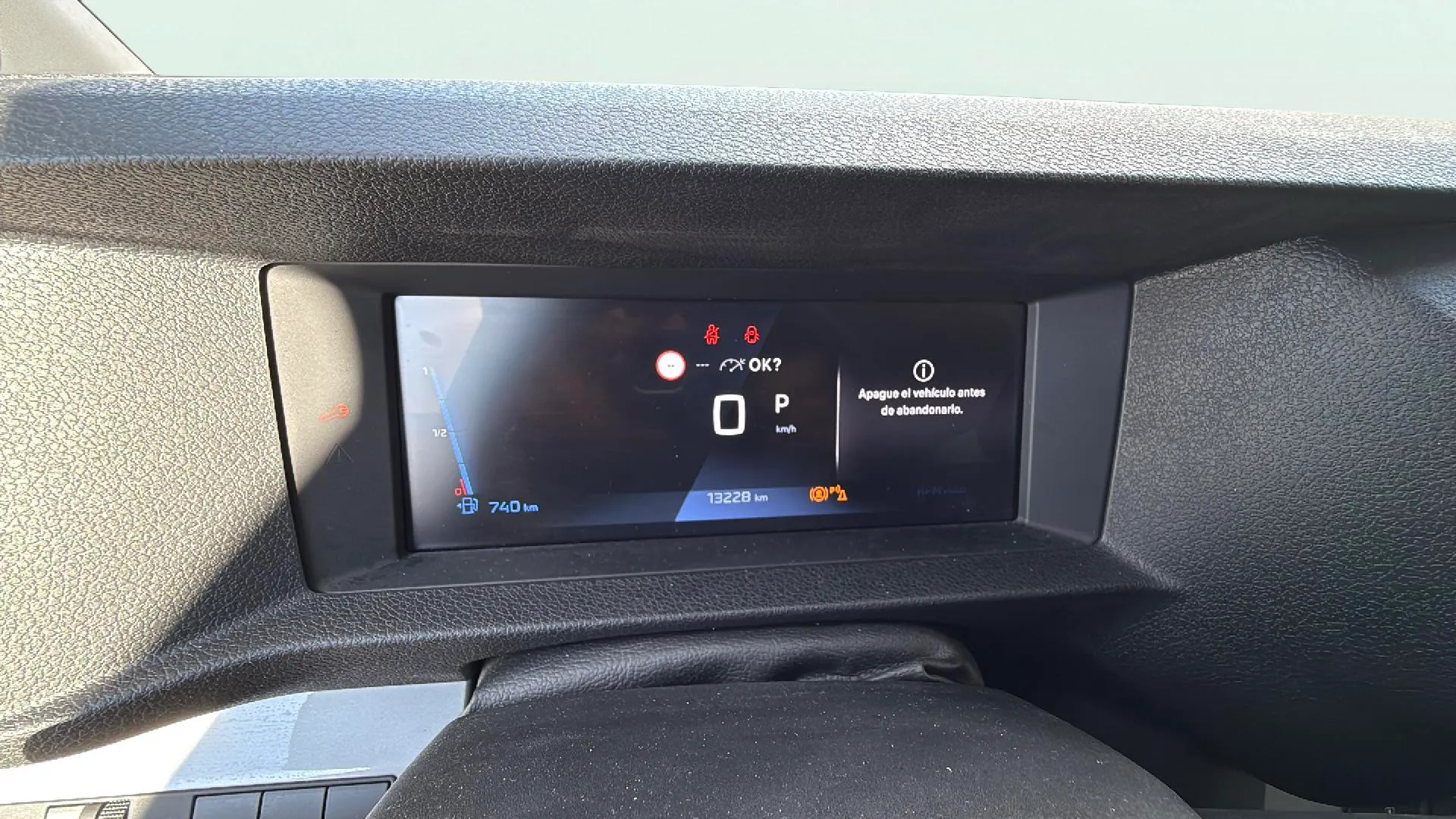 Peugeot Traveller Business Long BlueHDi 180 EAT8 - foto 12