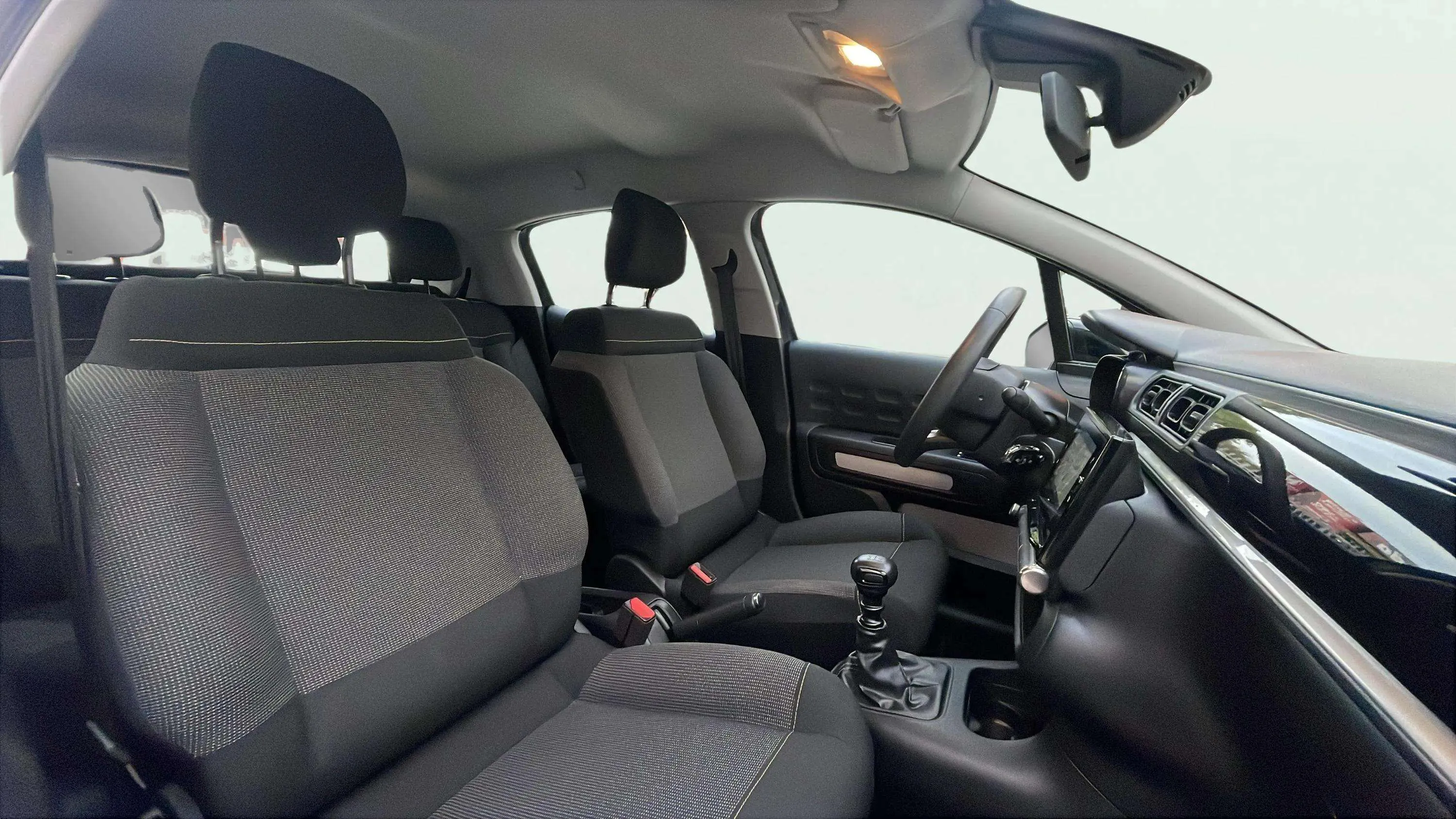Citroën C3 BlueHDi Plus - foto 21
