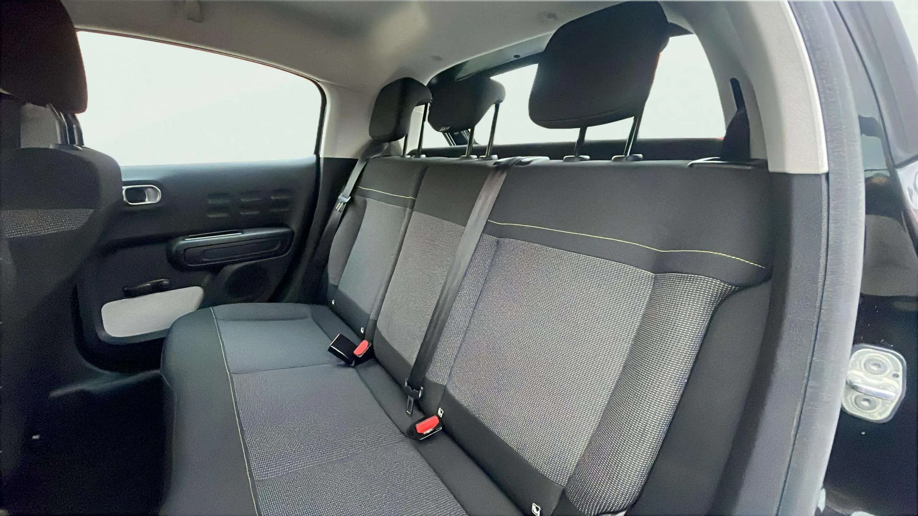 Citroën C3 BlueHDi Plus - foto 22