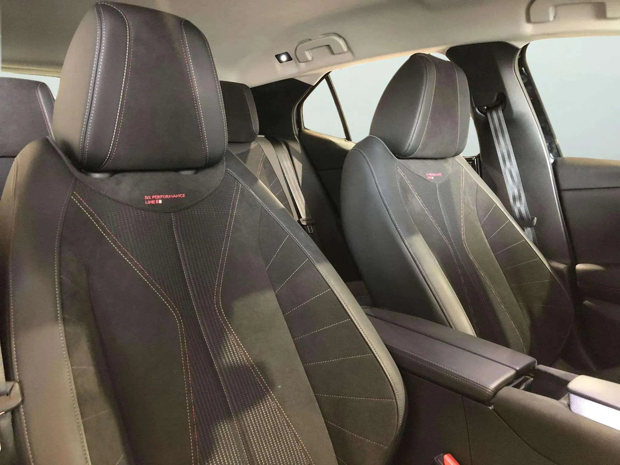 DS DS 4 PureTech 130 Performance Line+ - foto 17