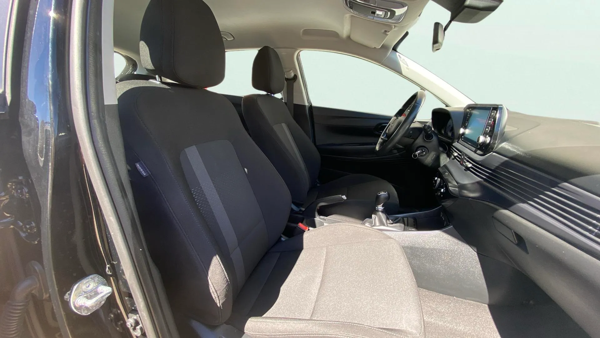 Hyundai i20 1.2 MPI Essence - foto 15