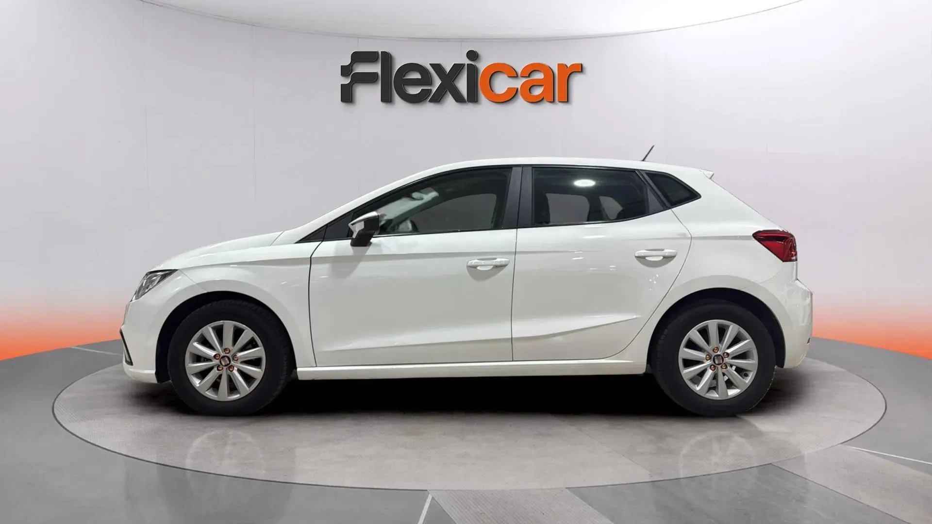 SEAT Ibiza 1.0 MPI Reference - foto 4