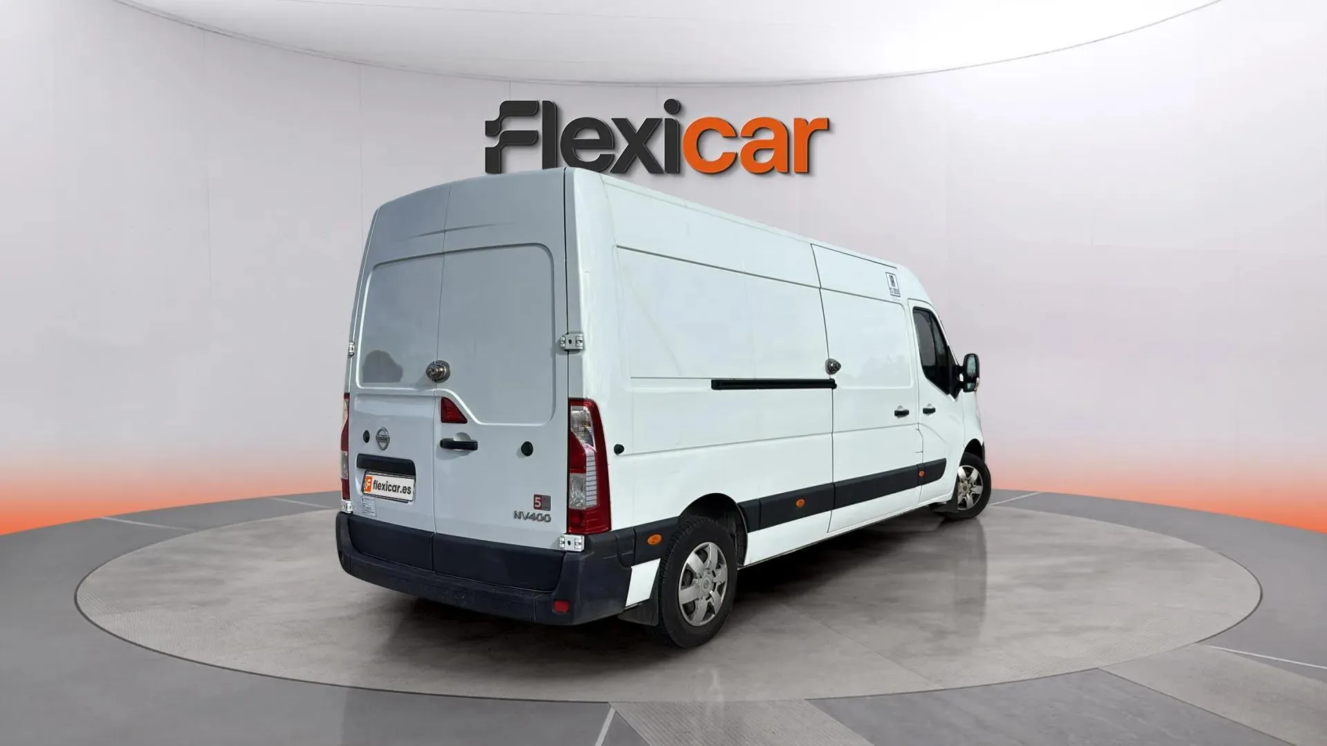 Nissan NV400 - foto 8