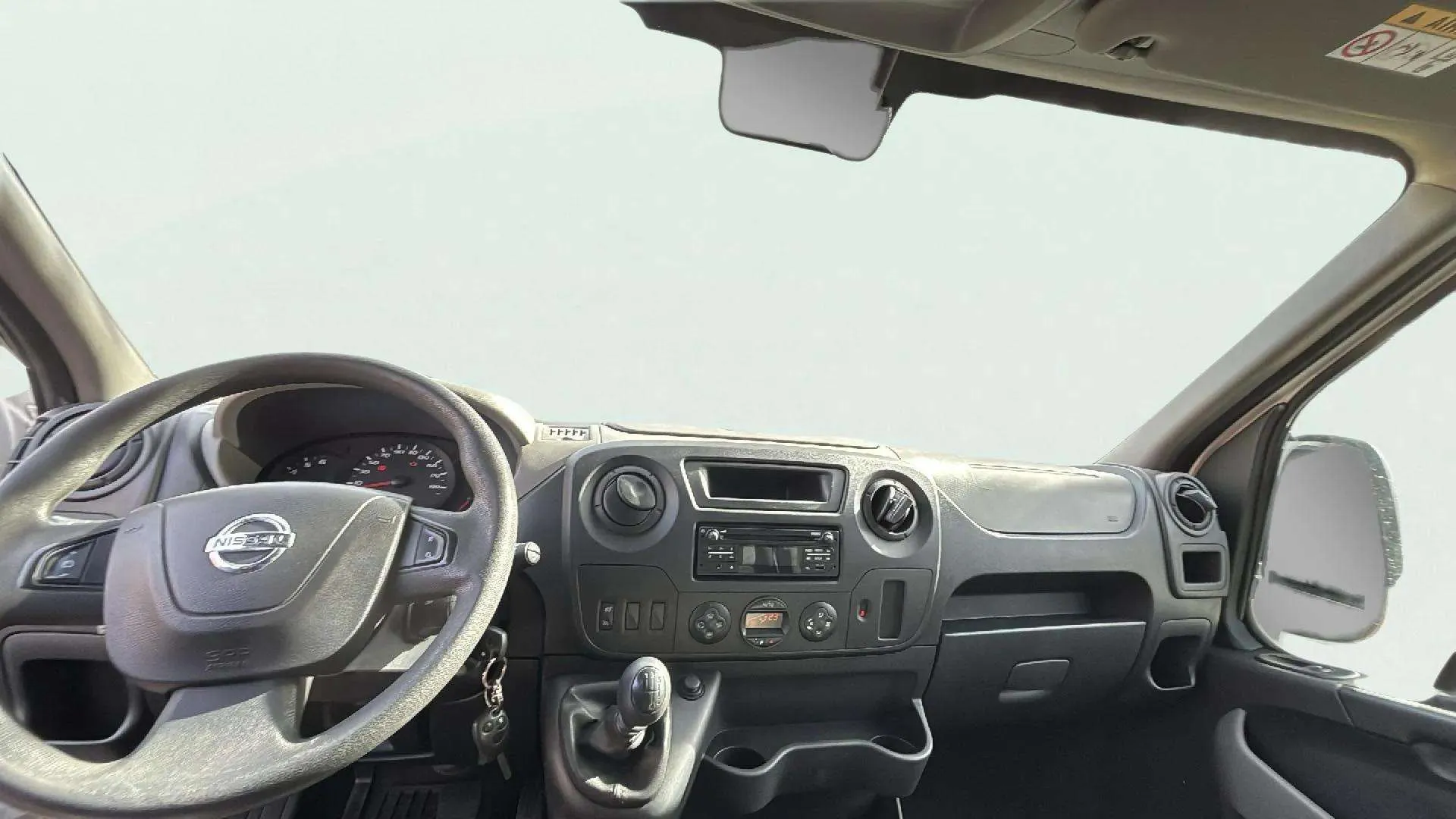 Nissan NV400 - foto 10