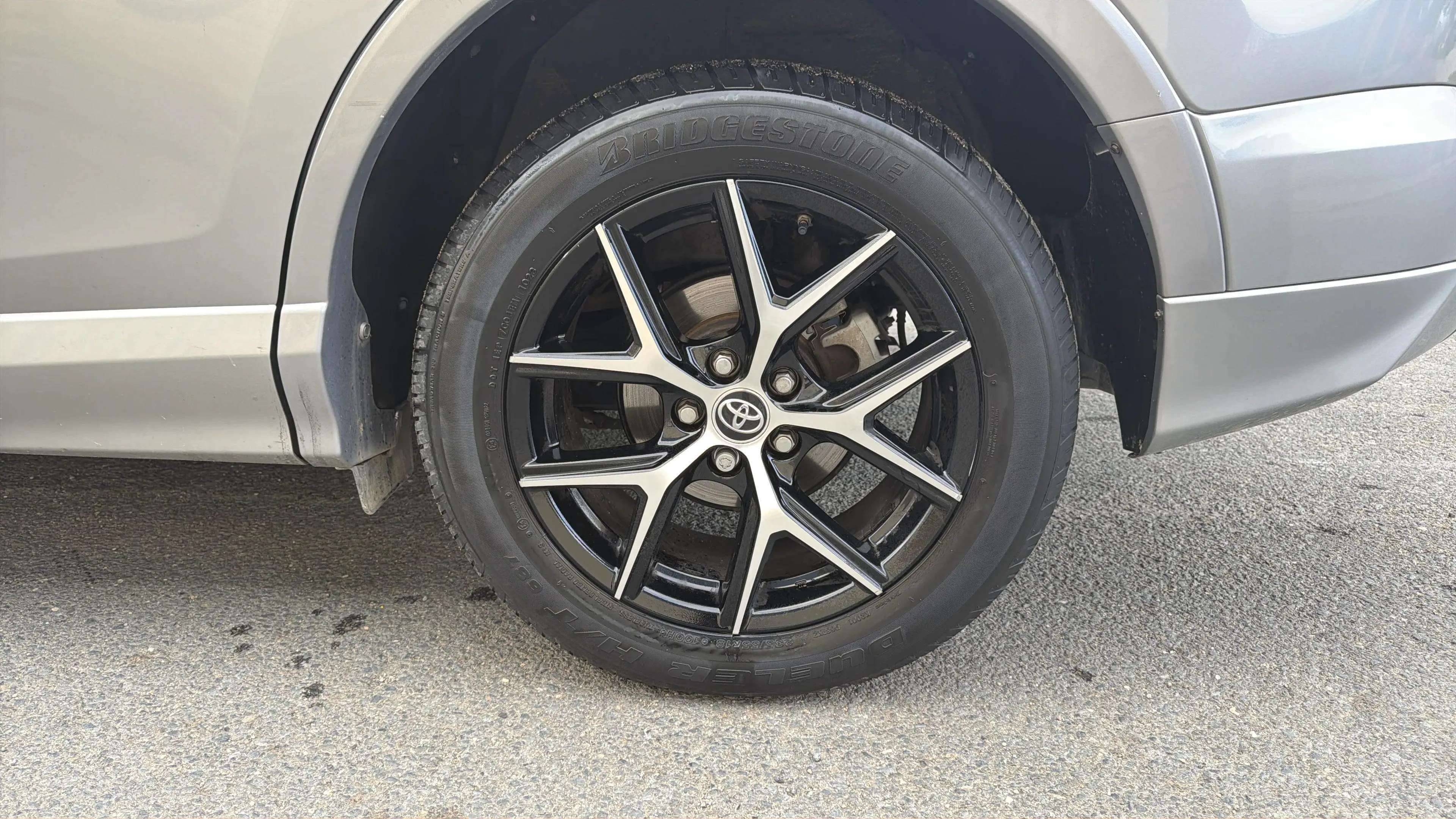 Toyota RAV4 2.5l hybrid 2WD Advance - foto 27