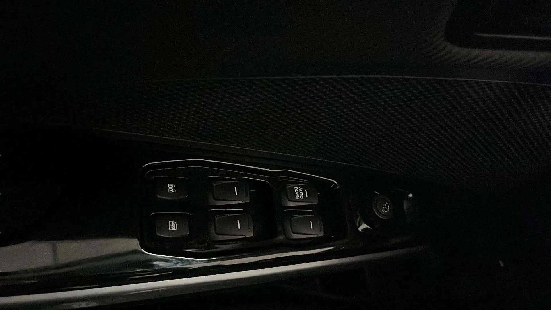 SsangYong Tivoli G15T LP Urban Plus - foto 19