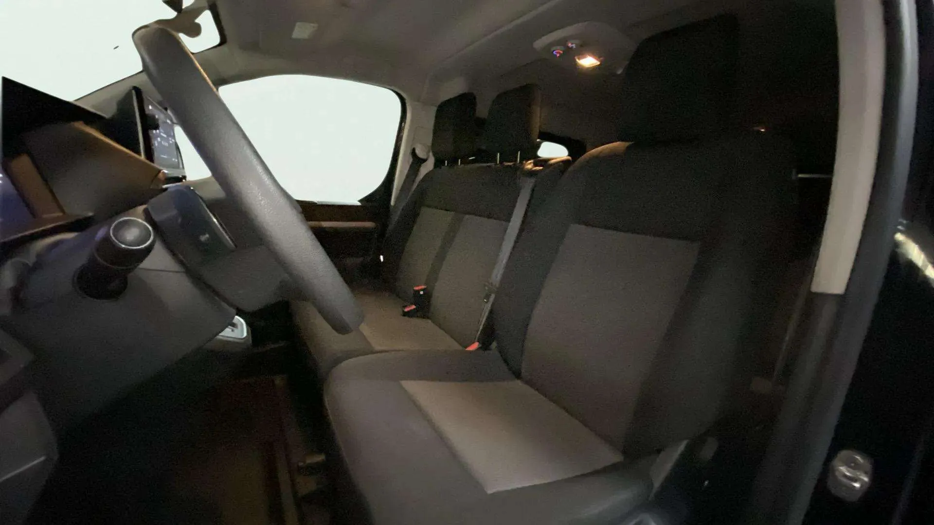 Peugeot Traveller Business Long BlueHDi 180 EAT8 - foto 14