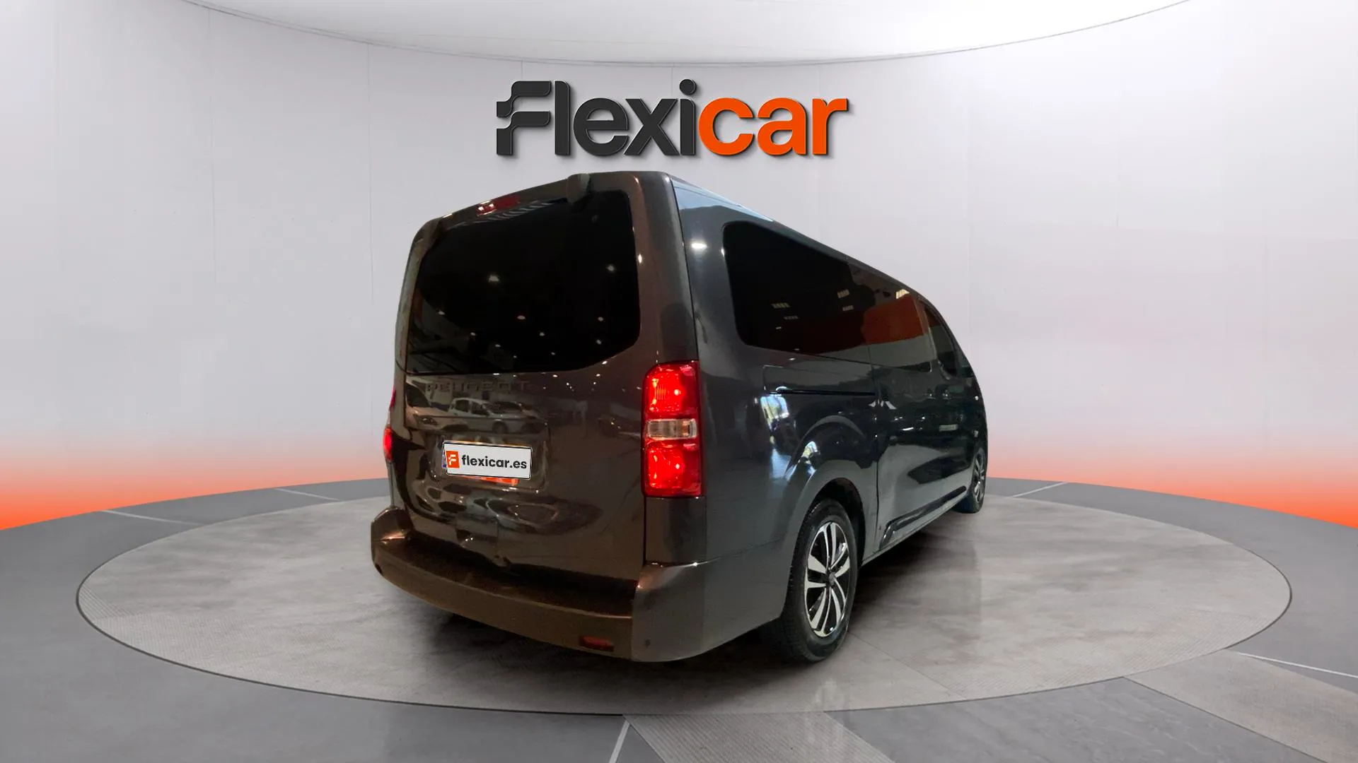 Peugeot Traveller Business Long BlueHDi 180 EAT8 - foto 7