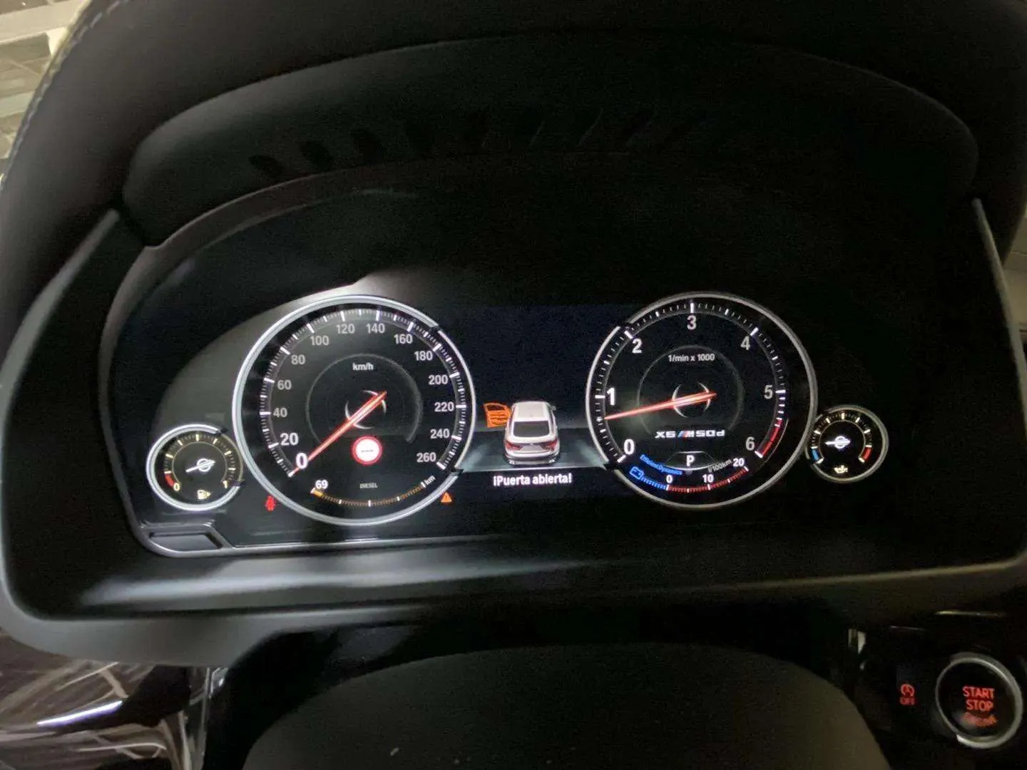 BMW X6 M50d - foto 17