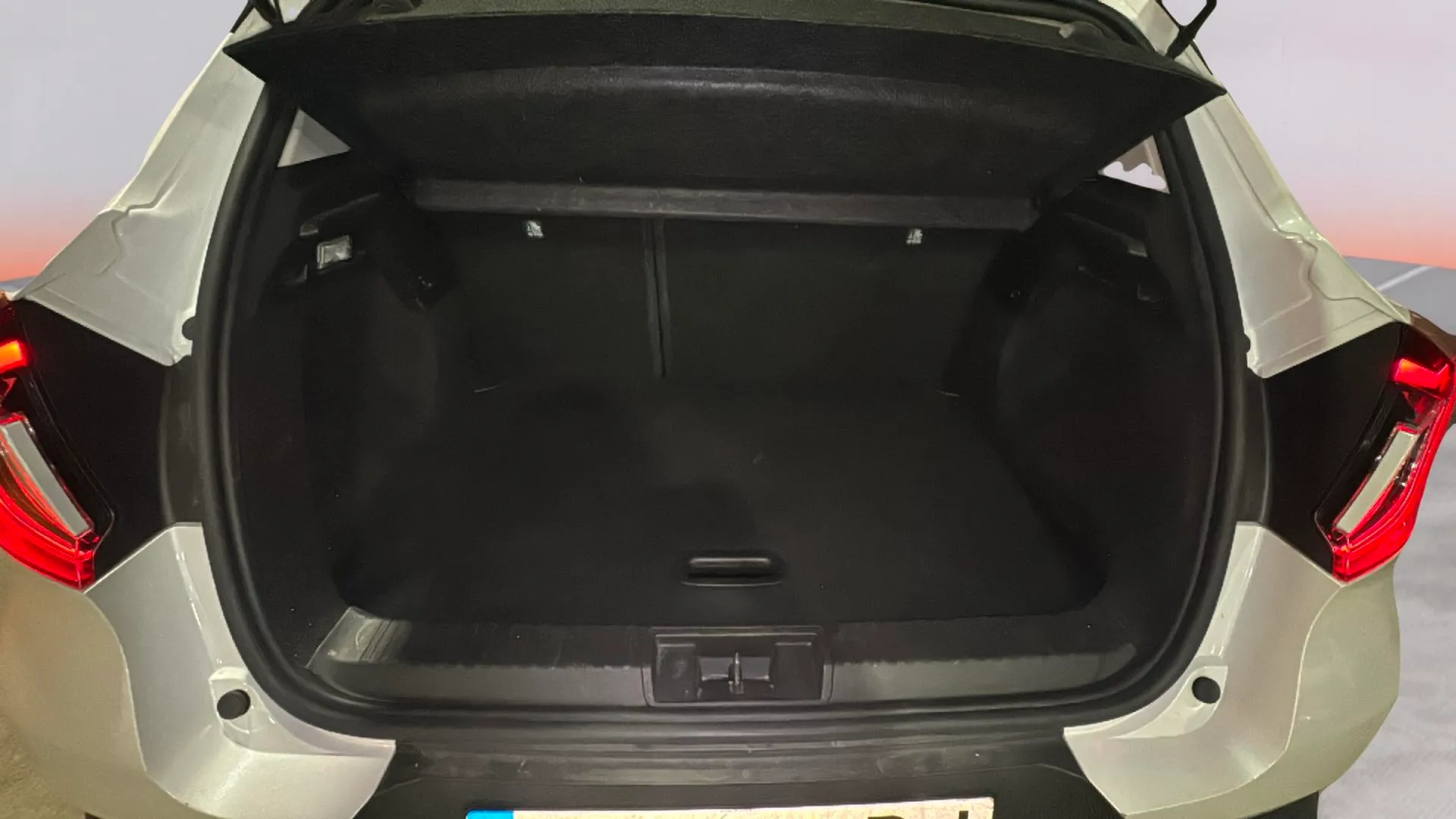 Renault Captur Fast Track TCe GPF Micro Híbrido - foto 22