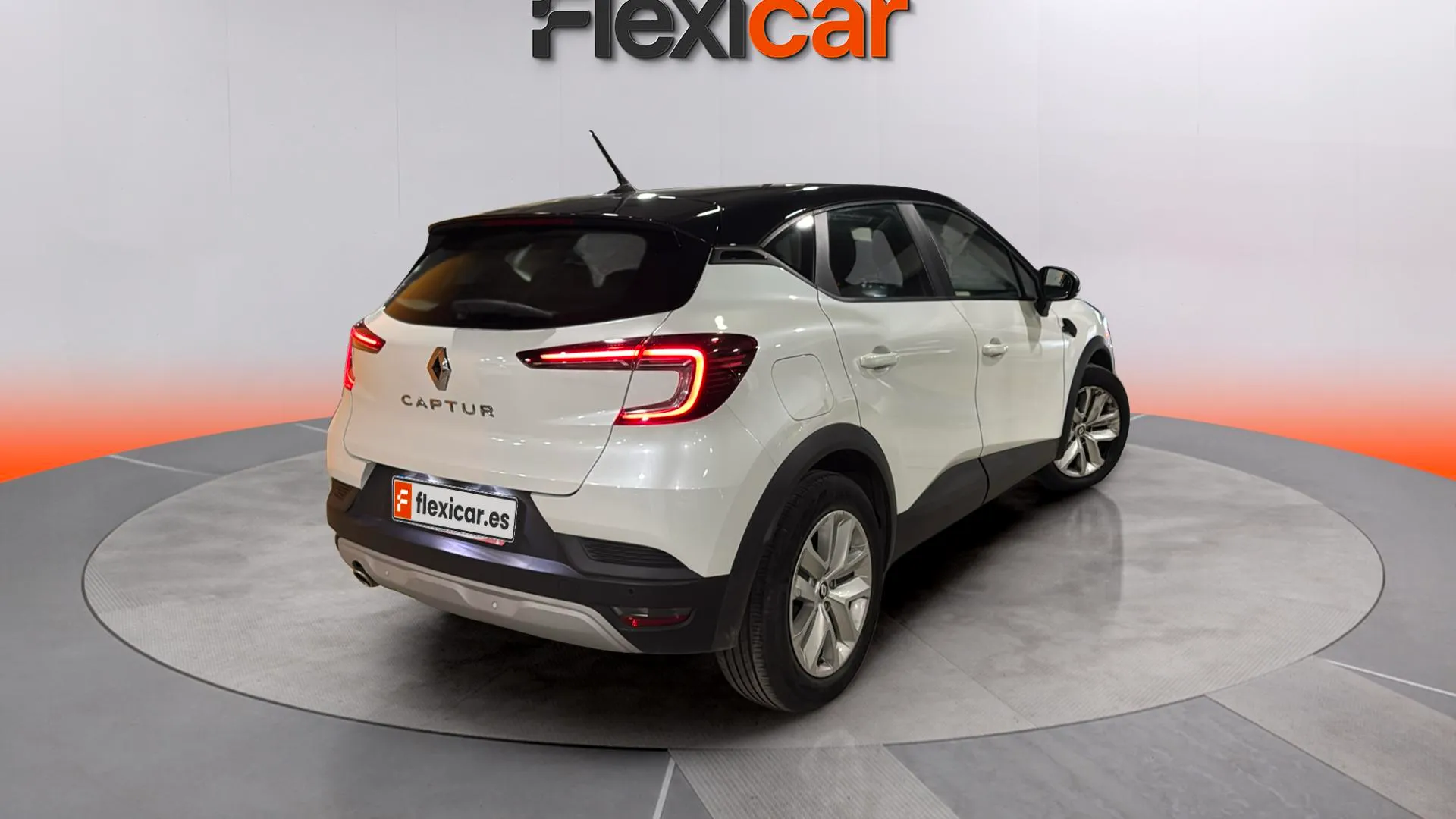 Renault Captur Fast Track TCe GPF Micro Híbrido - foto 7
