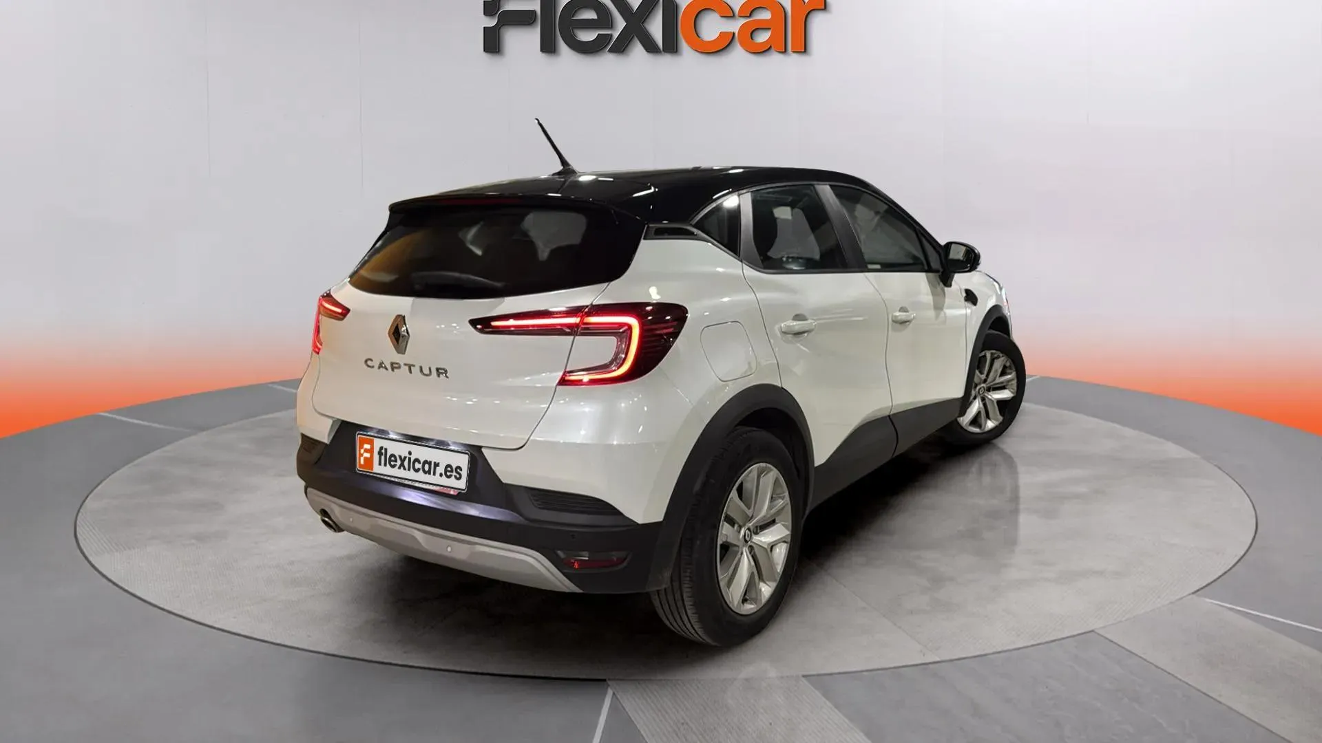 Renault Captur Fast Track TCe GPF Micro Híbrido - foto 26