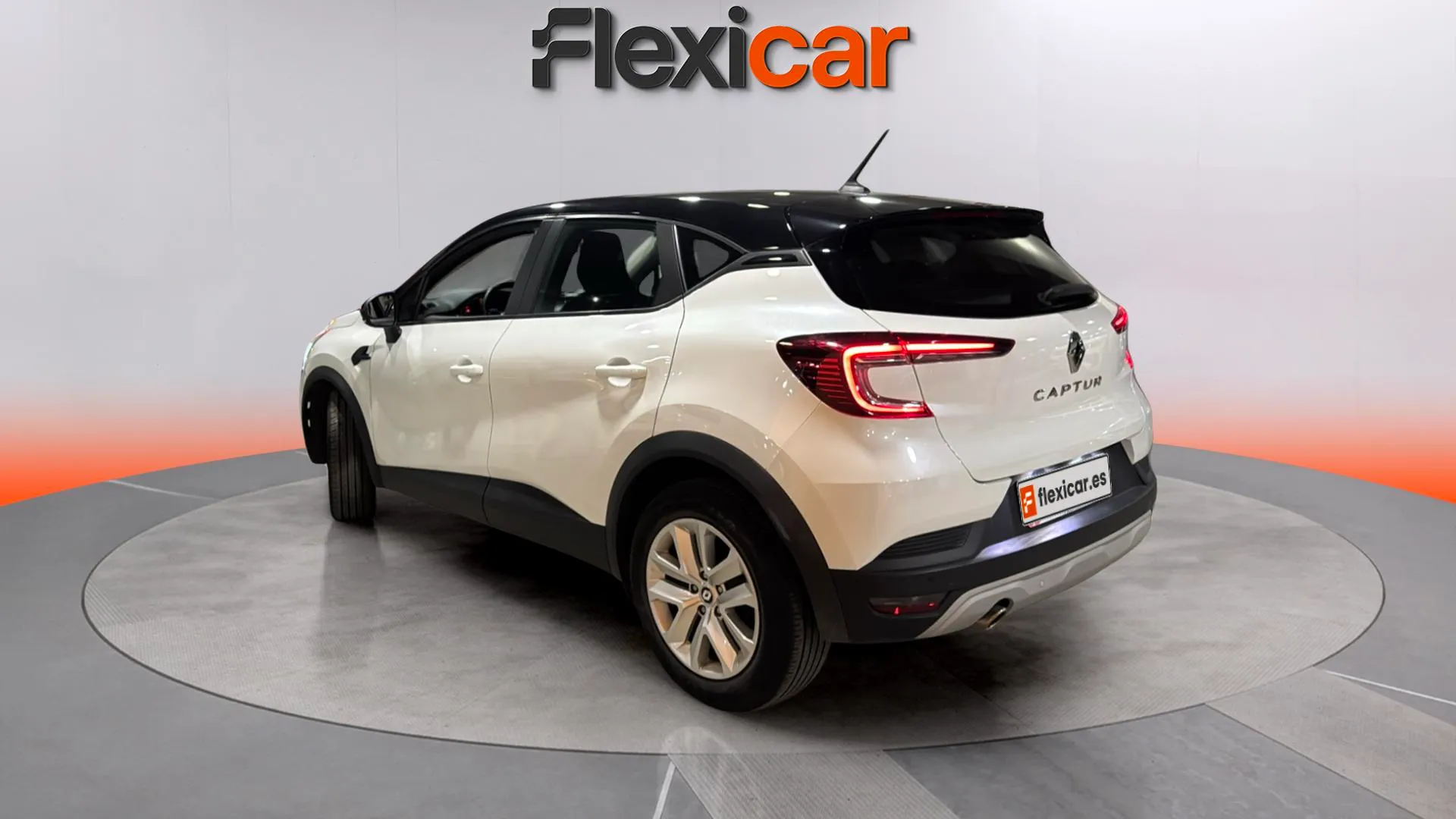Renault Captur Fast Track TCe GPF Micro Híbrido - foto 4