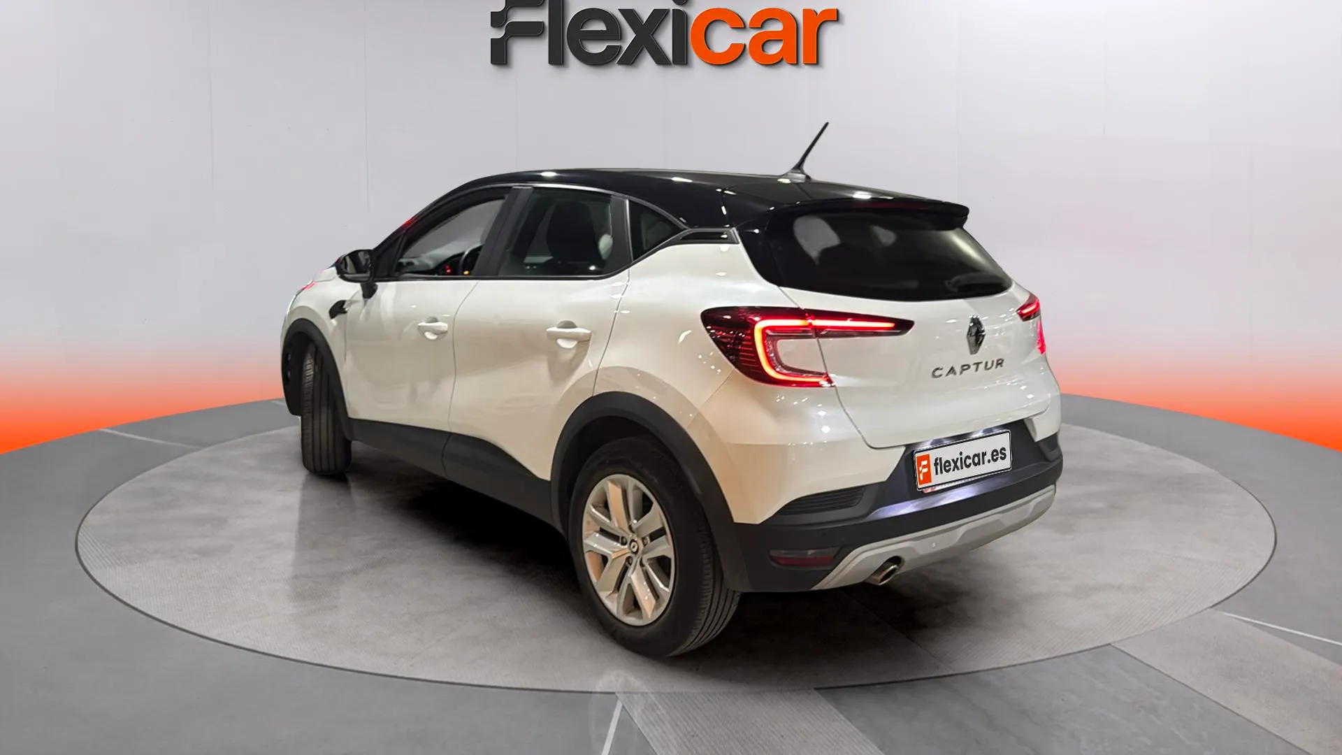 Renault Captur Fast Track TCe GPF Micro Híbrido - foto 5