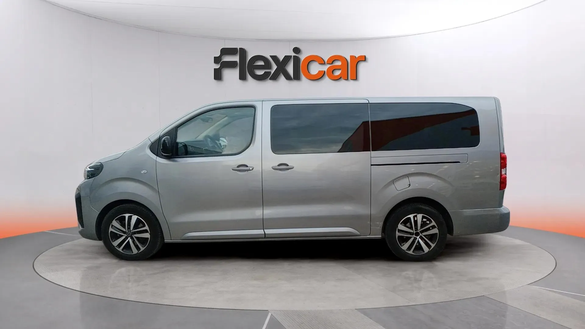 Peugeot Traveller Business Long BlueHDi 180 EAT8 - foto 4