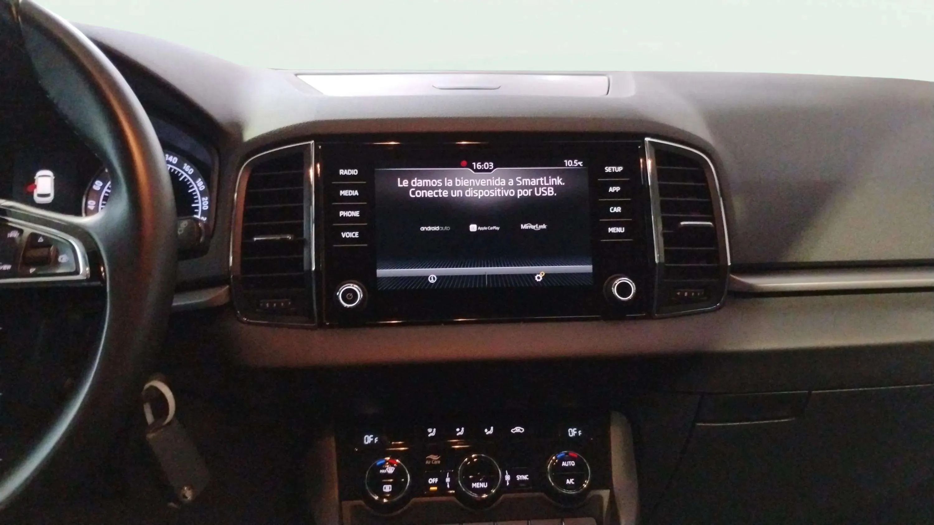 Škoda Karoq 1.6 TDI DSG Ambition - foto 11