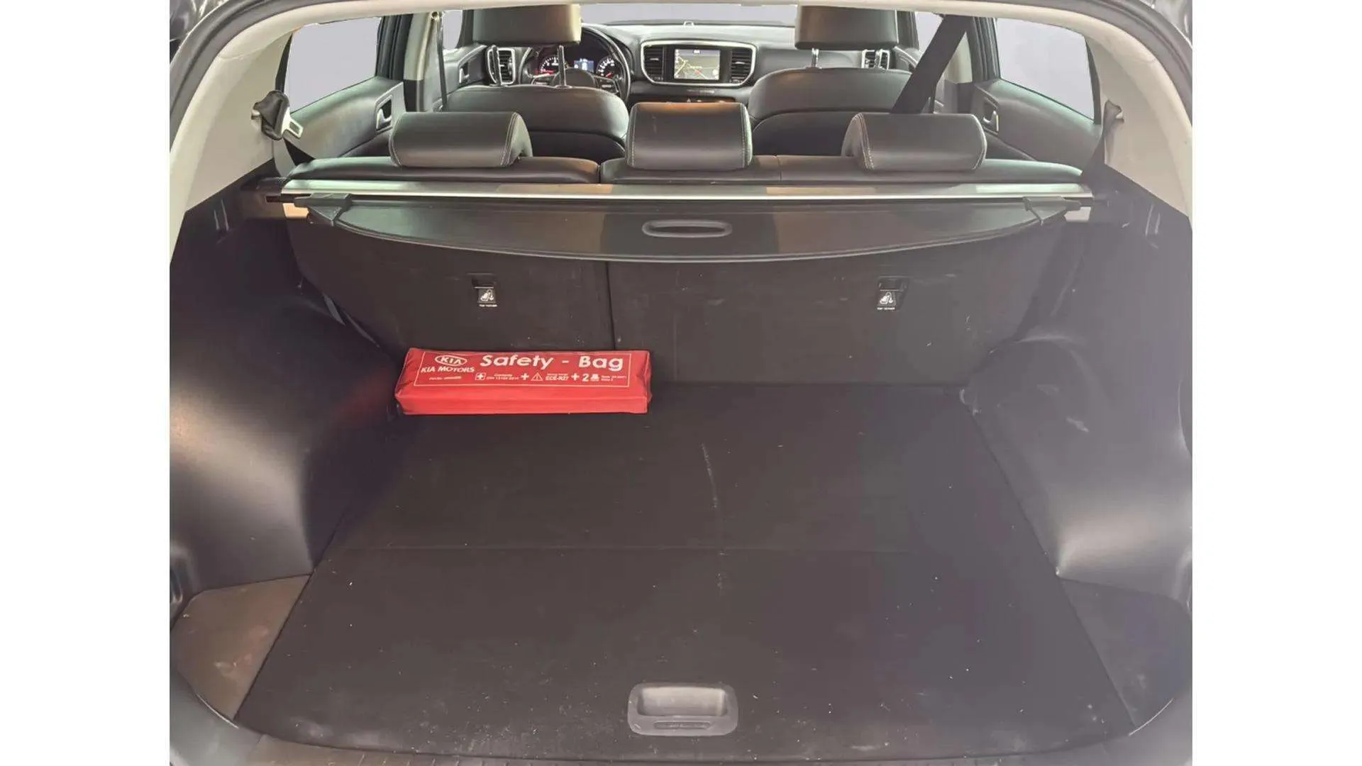 Kia Sportage 1.6 MHEV Business DCT 4X4) - foto 16