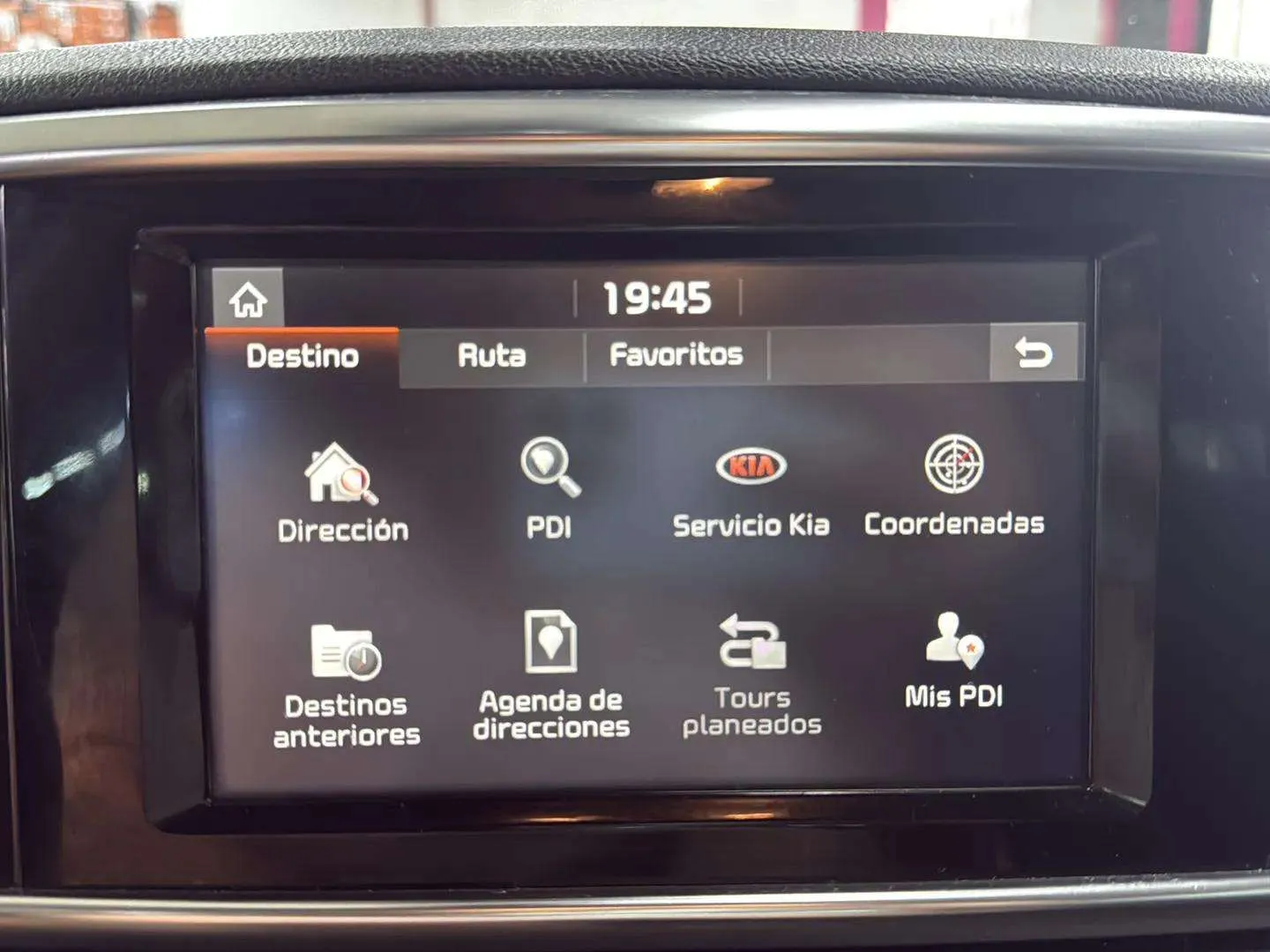 Kia Sportage 1.6 MHEV Business DCT 4X4) - foto 21