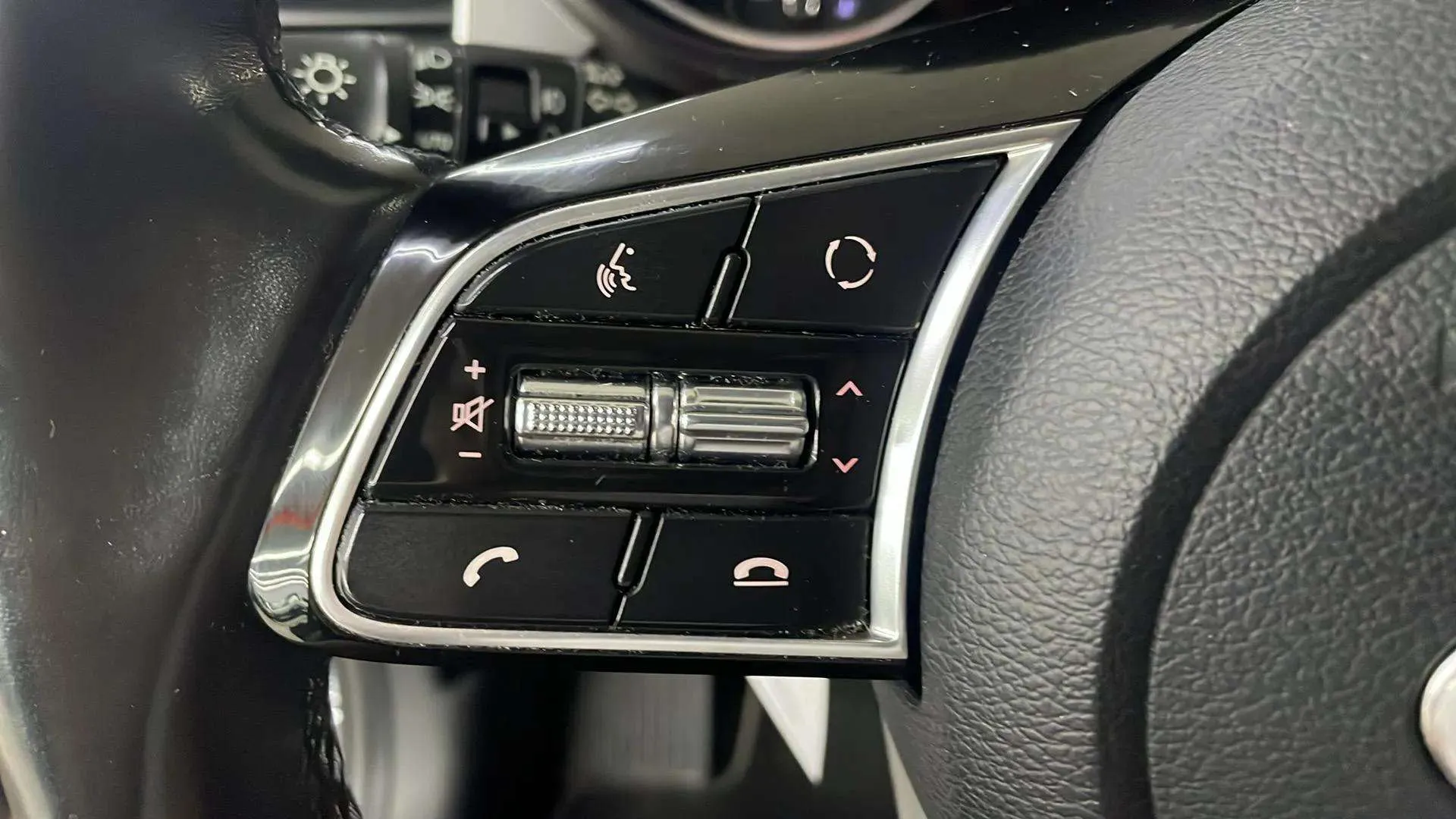 Kia XCeed 1.6 CRDi Drive - foto 26