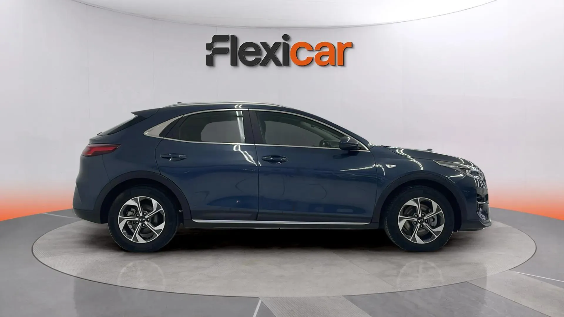 Kia XCeed 1.6 CRDi Drive - foto 3