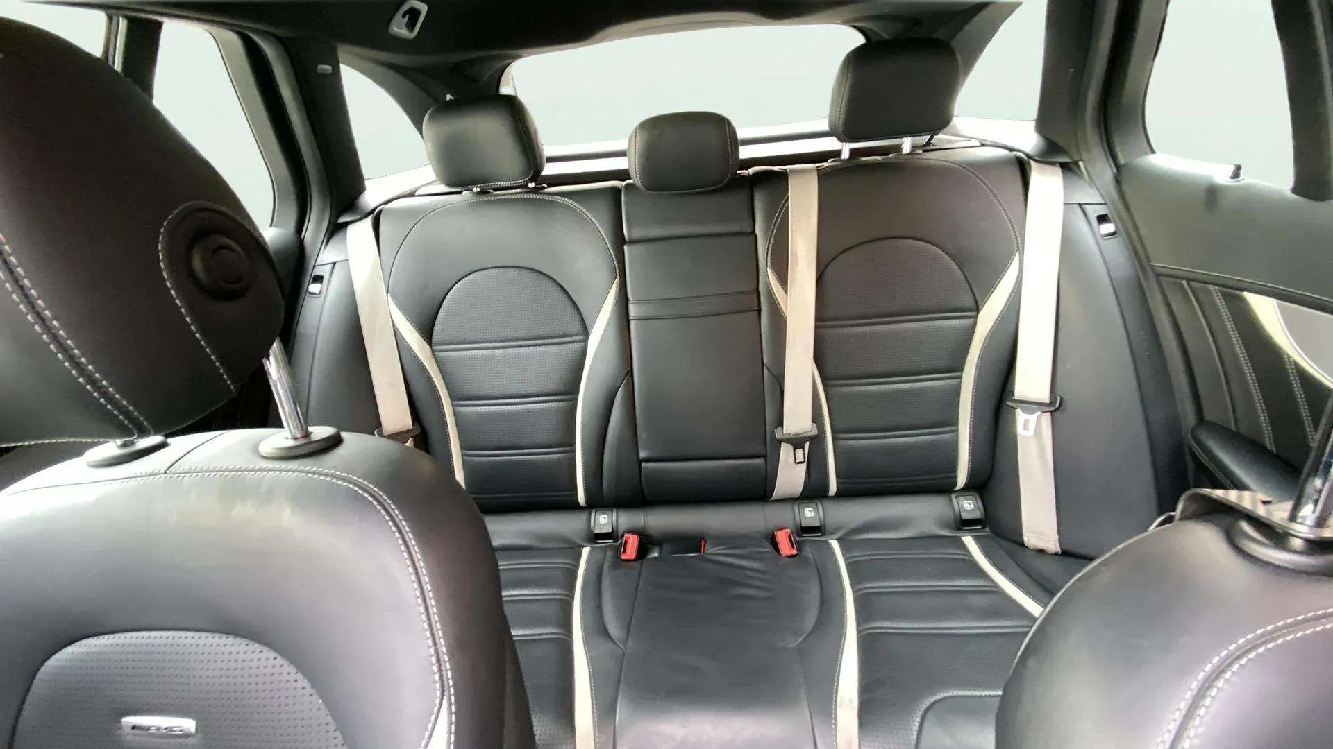 Mercedes-Benz Clase C Mercedes-AMG C 63 Estate - foto 15