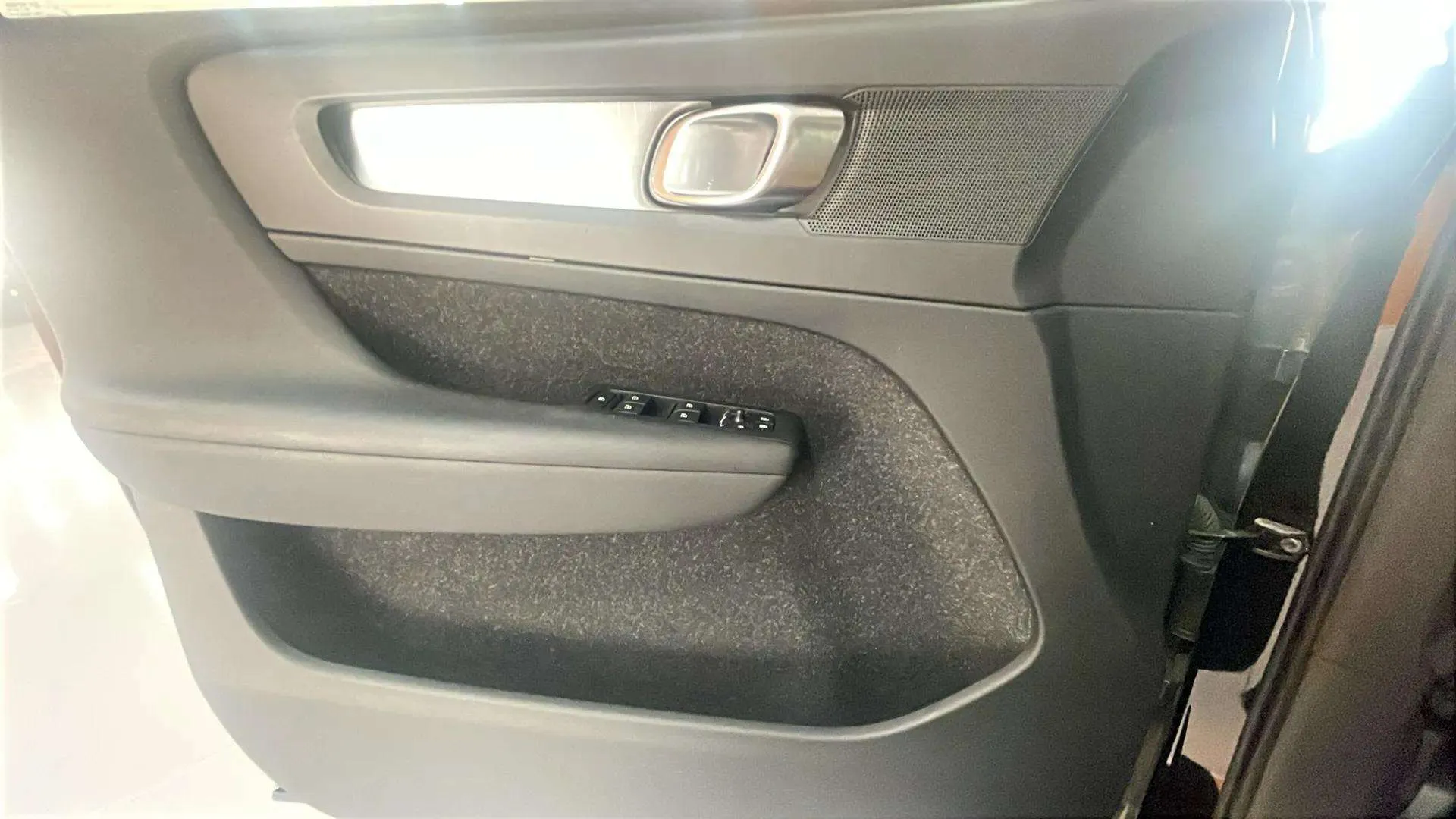 Volvo XC40 1.5 T3 Momentum - foto 15