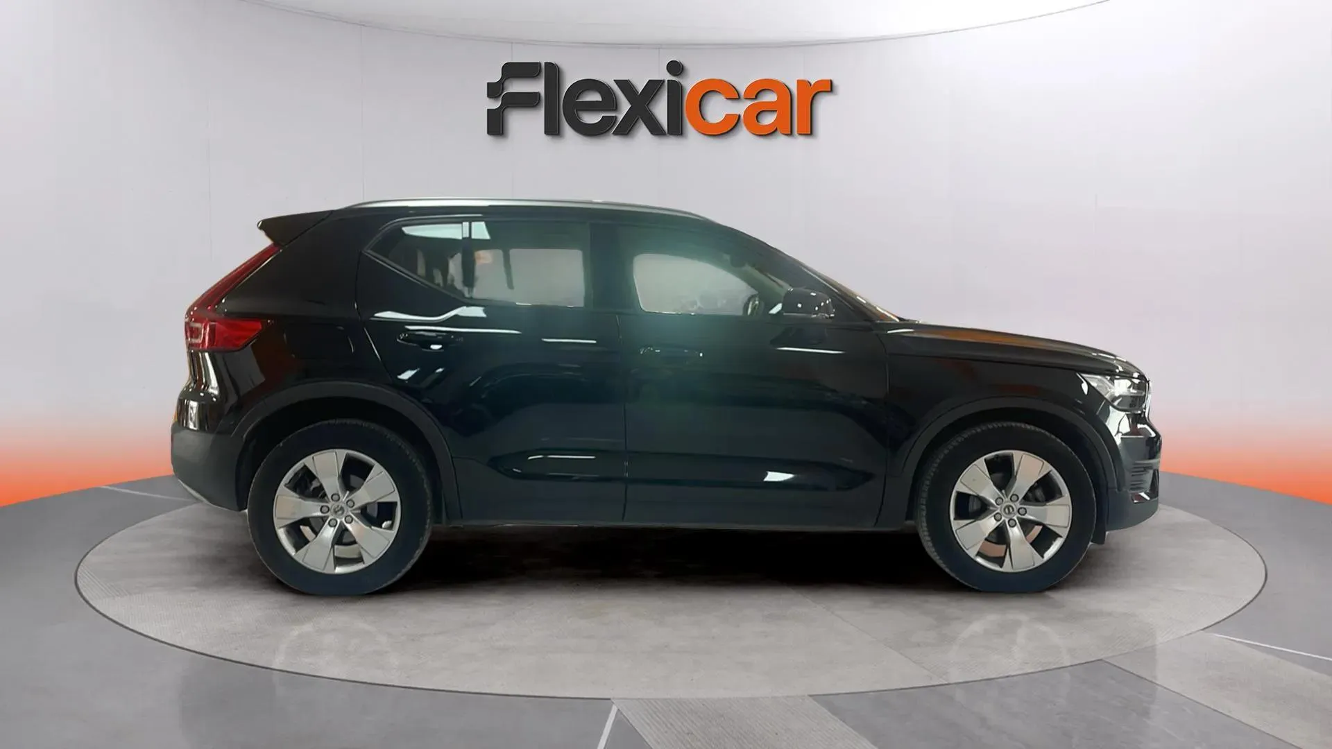 Volvo XC40 1.5 T3 Momentum - foto 3