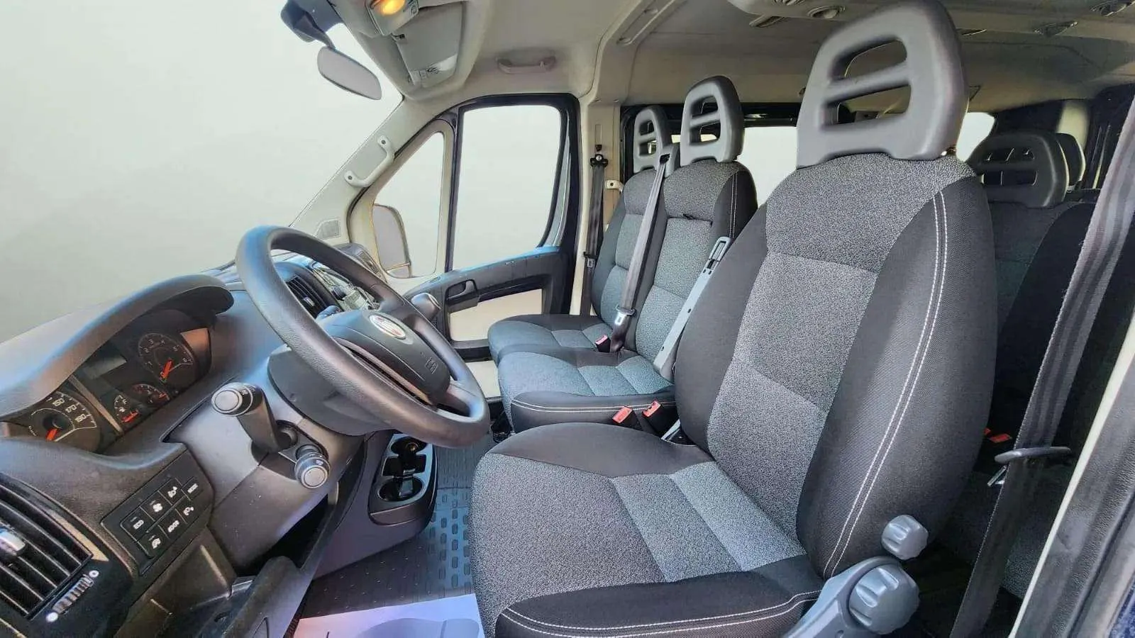 Fiat Ducato 30 2.3 MJT PC-TN Combi - foto 18
