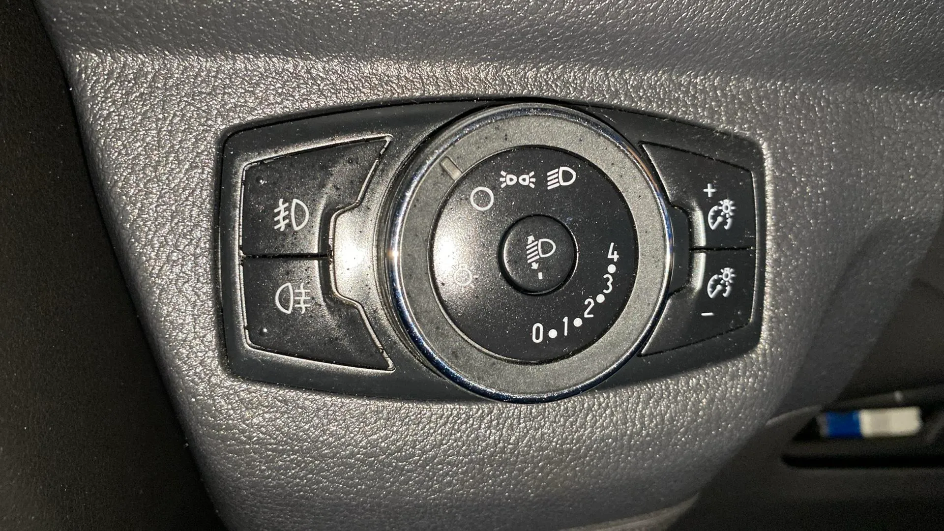 Ford Transit 1.0 EcoBoost Titanium - foto 22