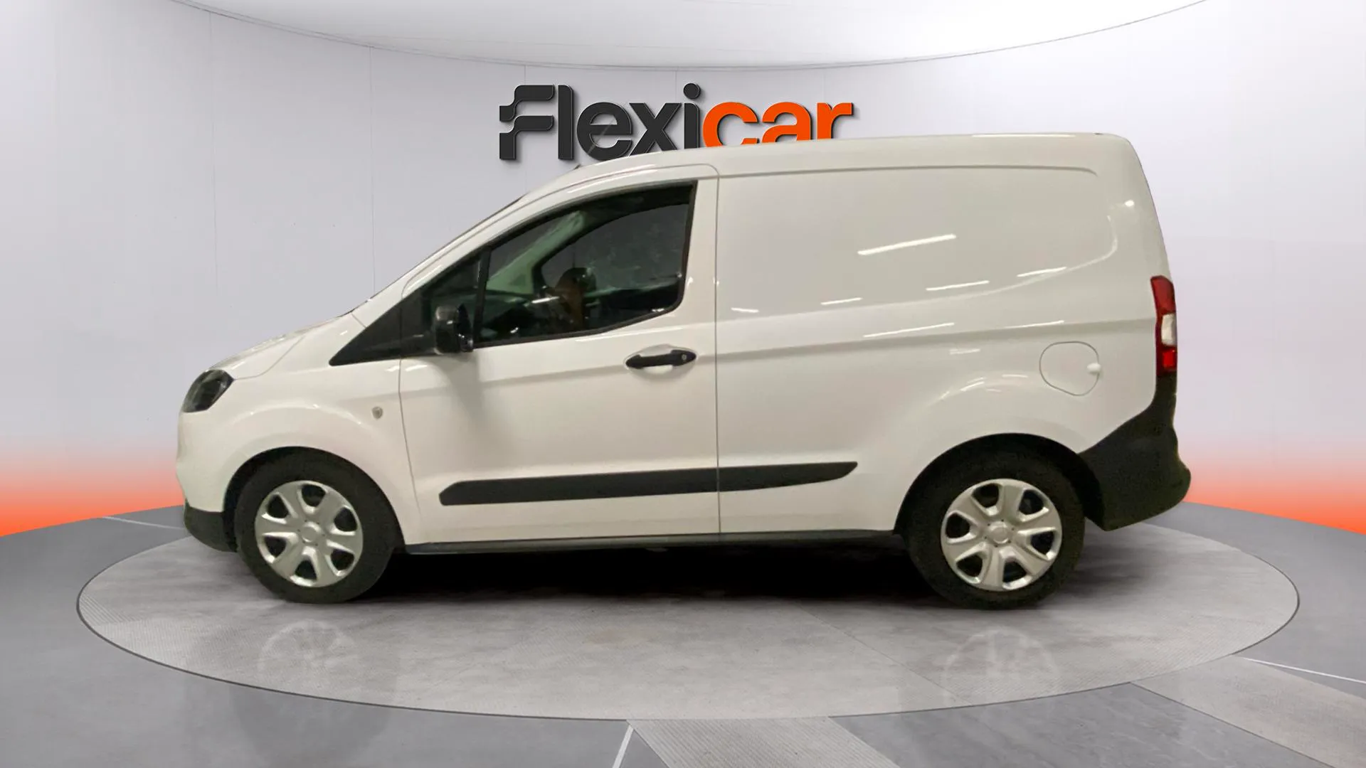 Ford Transit 1.0 EcoBoost Titanium - foto 5