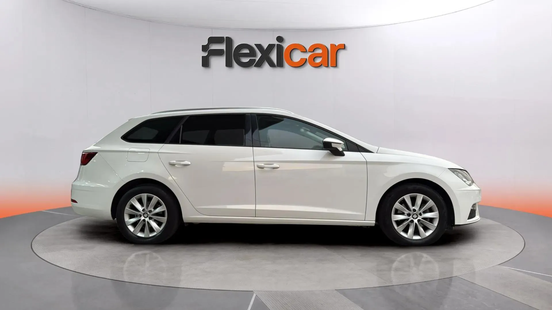 SEAT León 1.6 TDI Style - foto 3