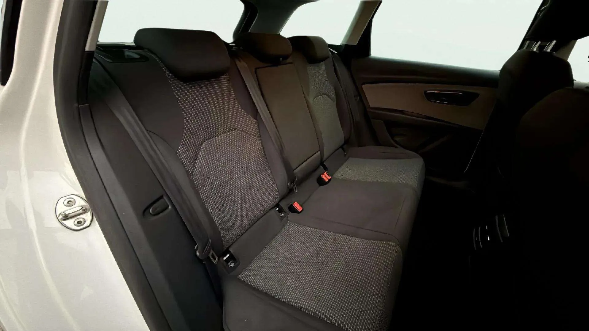 SEAT León 1.6 TDI Style - foto 11