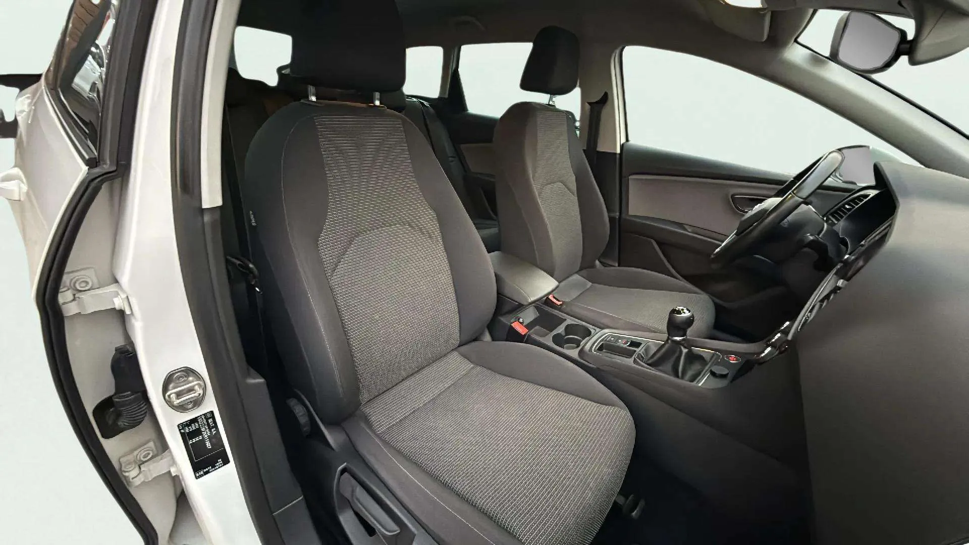SEAT León 1.6 TDI Style - foto 10