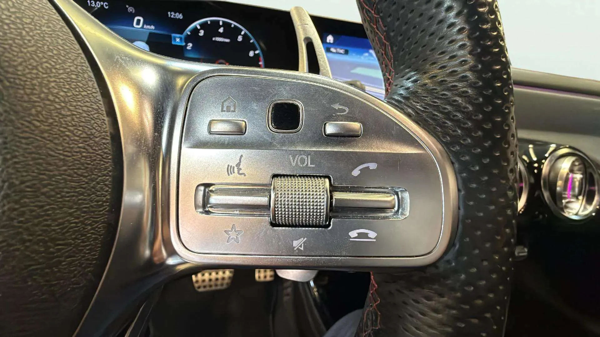 Mercedes-Benz CLA 200 - foto 20