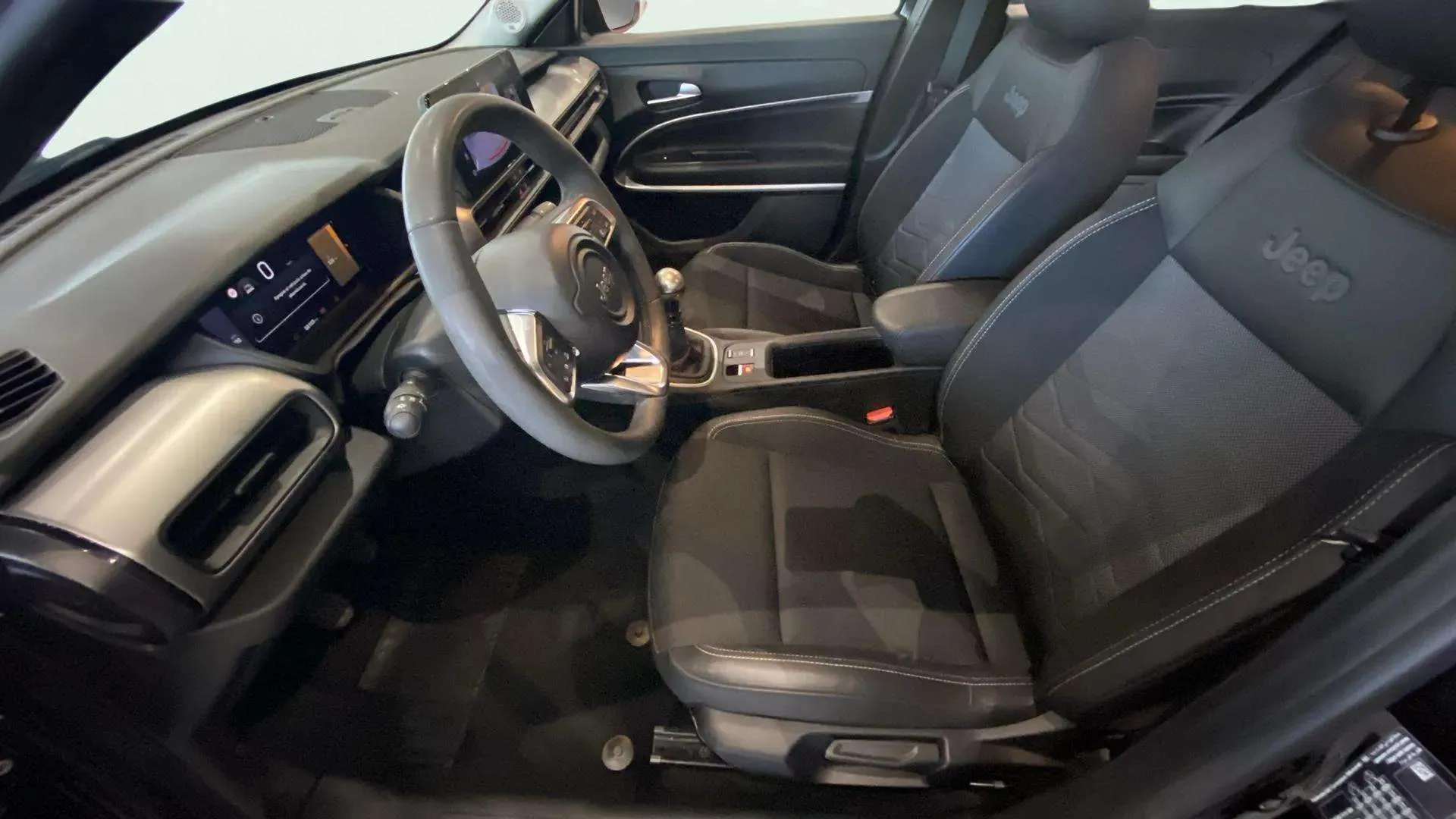 Jeep Avenger 1.2 G Altitude - foto 11