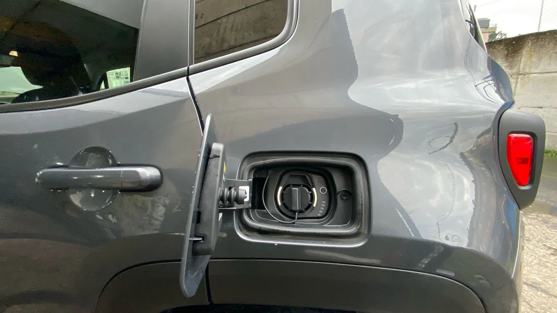 Jeep Renegade 4xe 1.3 PHEV Trailhawk - foto 9