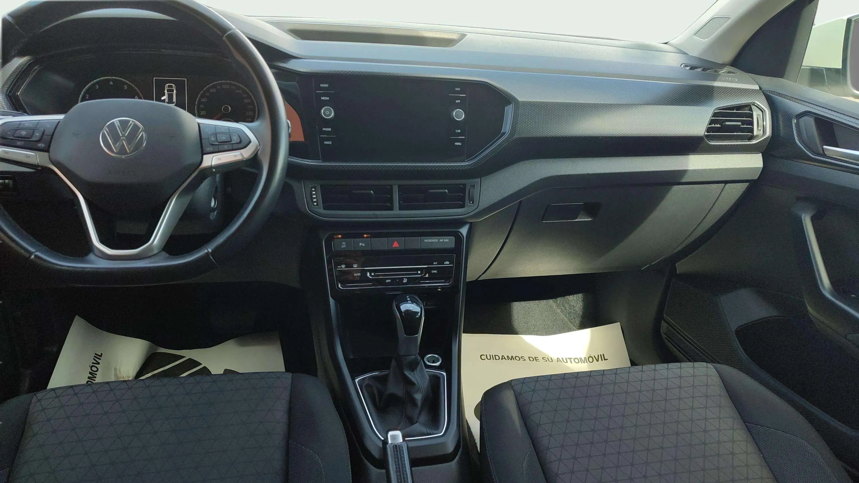 Volkswagen T-Cross Advance 1.0 TSI DSG - foto 12