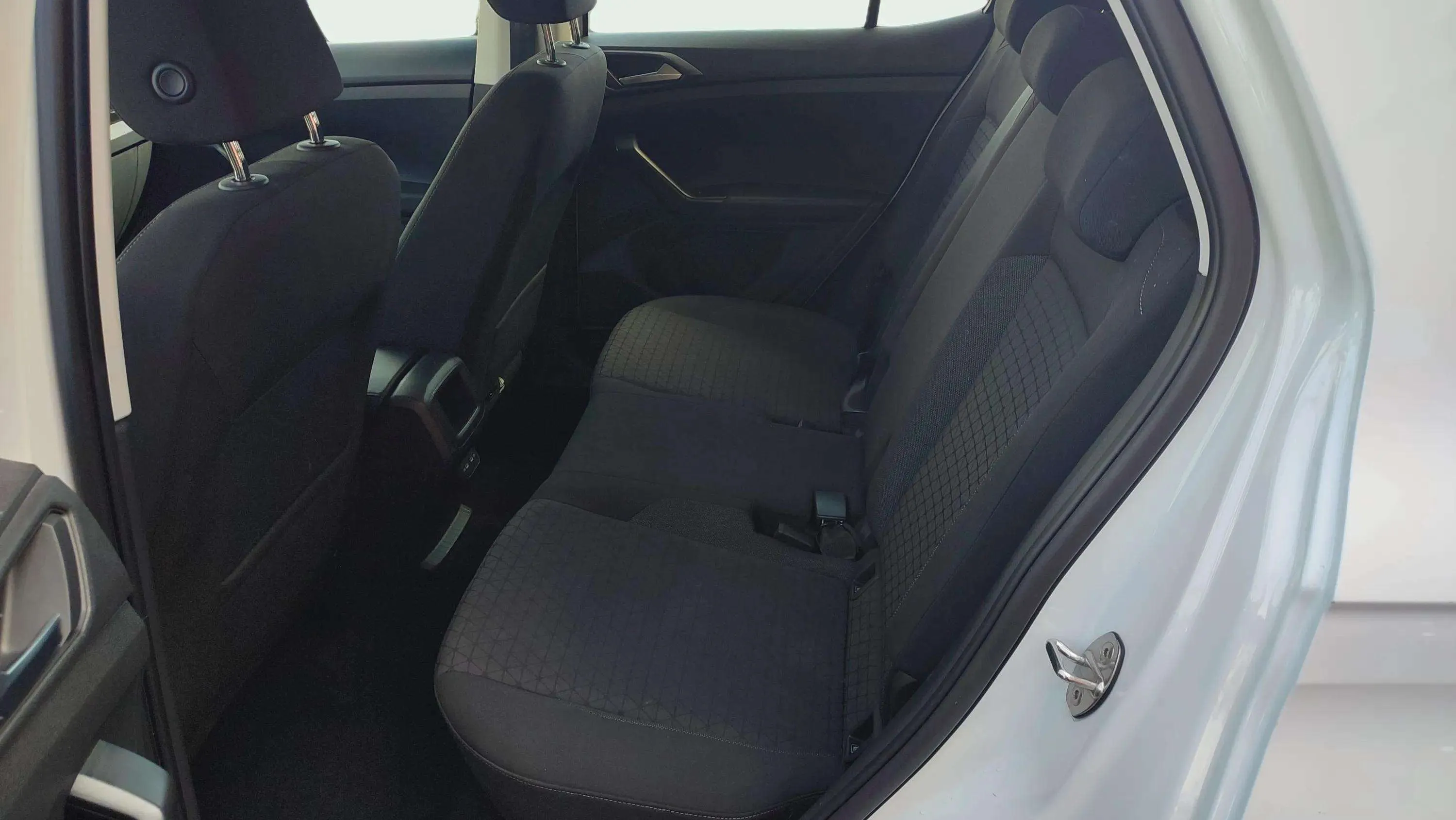 Volkswagen T-Cross Advance 1.0 TSI DSG - foto 15