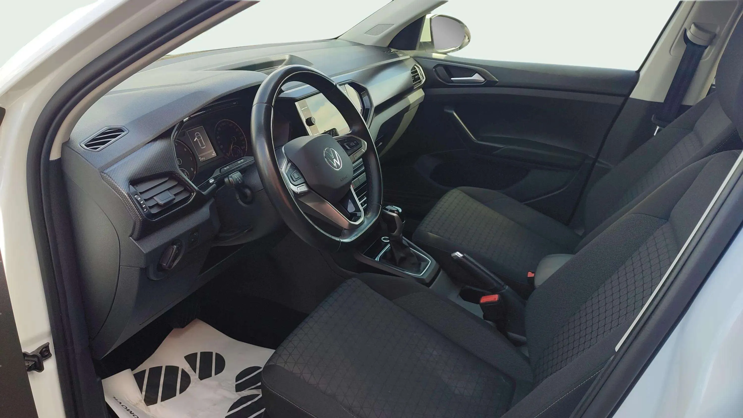 Volkswagen T-Cross Advance 1.0 TSI DSG - foto 13