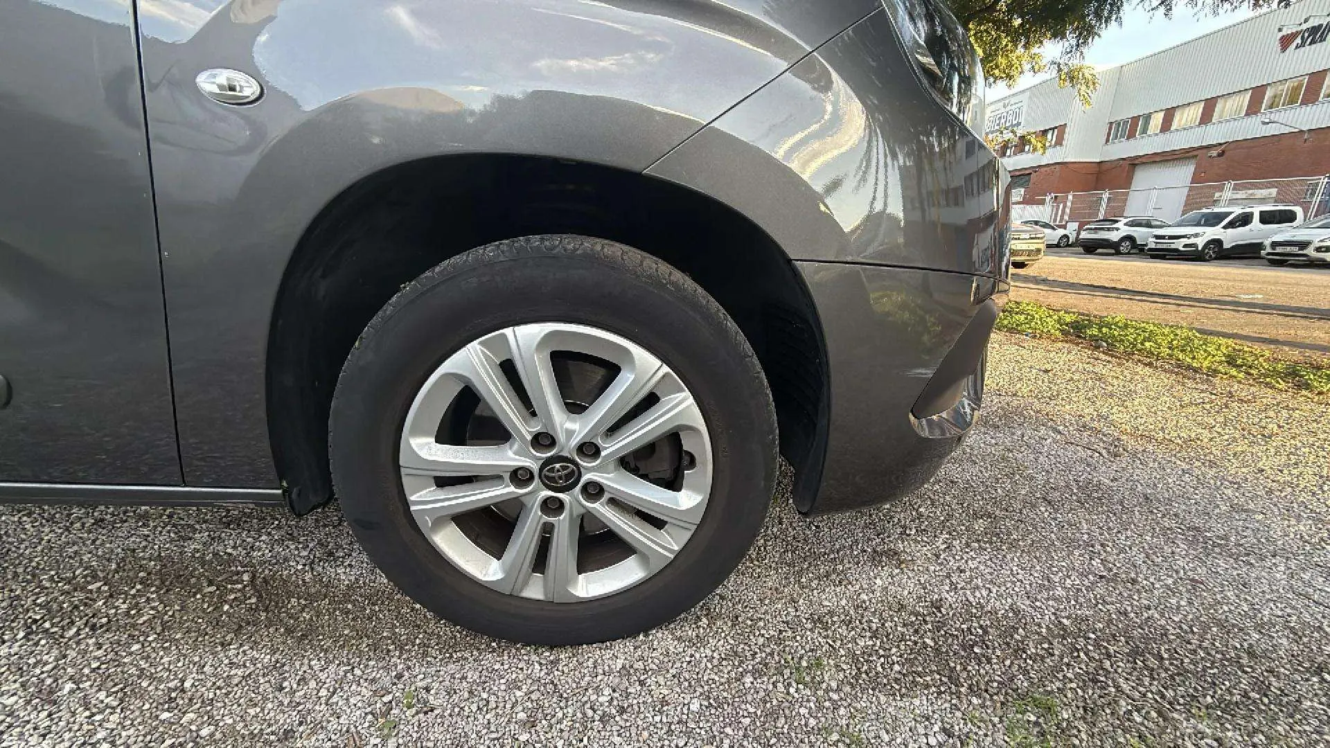 Toyota Proace City 1.2 Family Advance L1 - foto 12