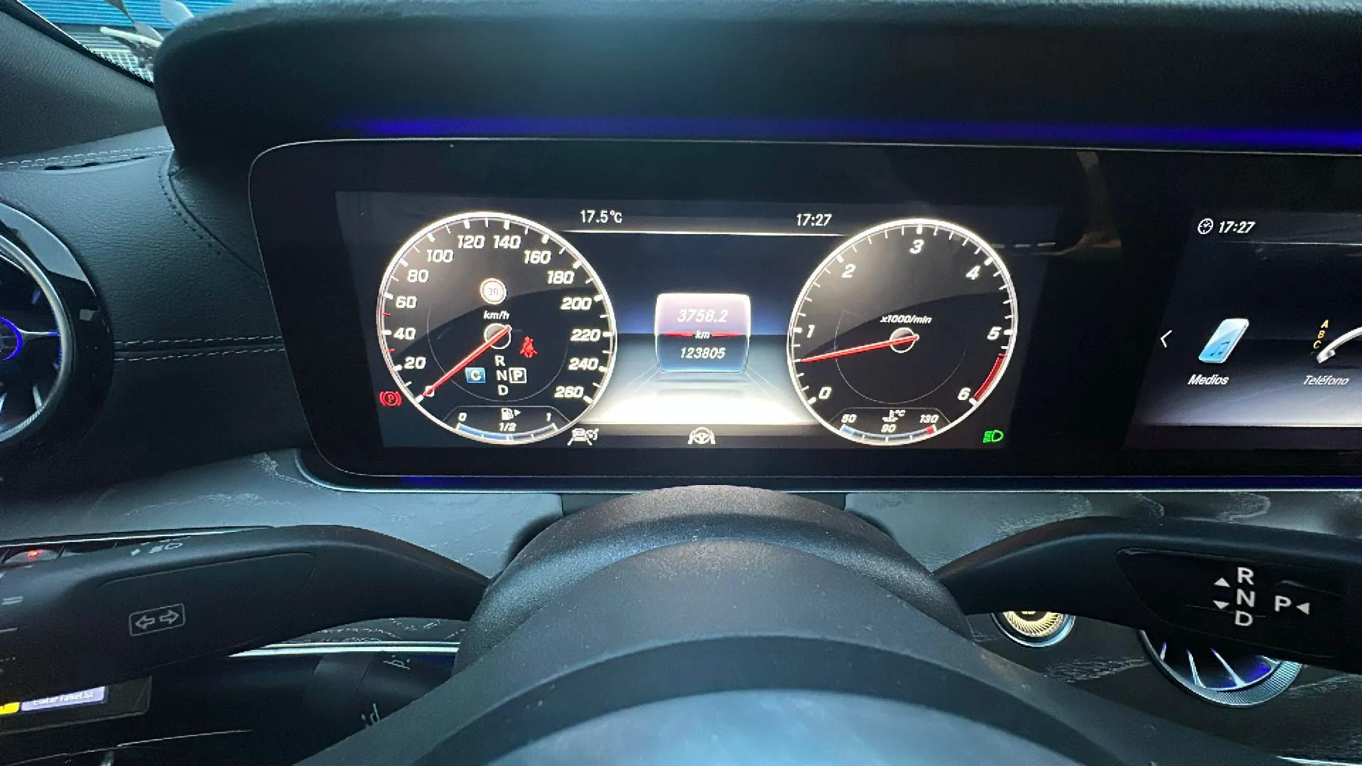 Mercedes-Benz CLS 350 d 4MATIC - foto 12