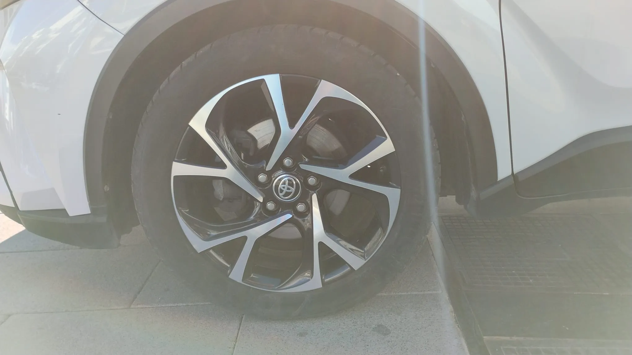 Toyota C-HR 2.0 180H Advance - foto 12