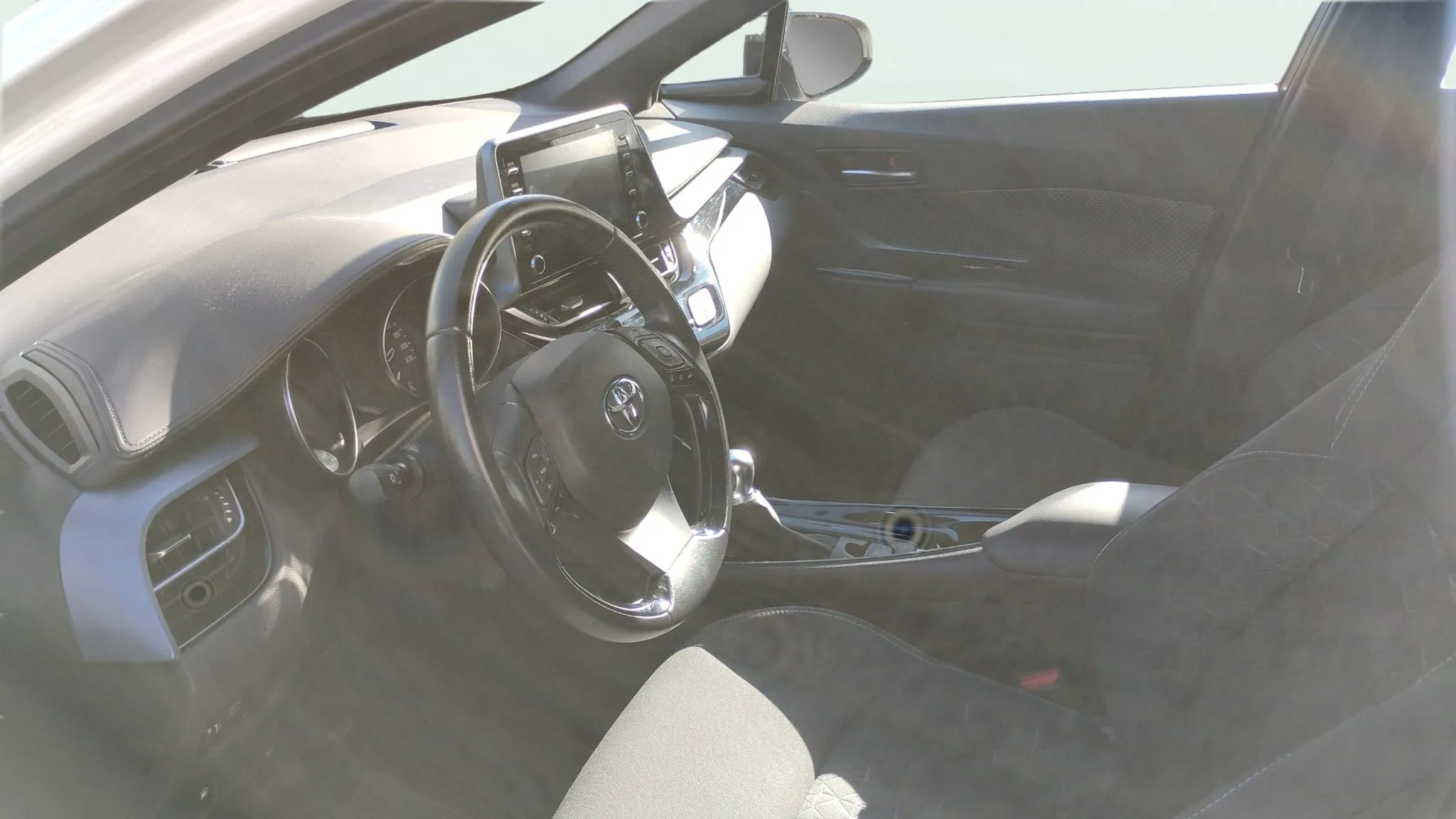 Toyota C-HR 2.0 180H Advance - foto 13