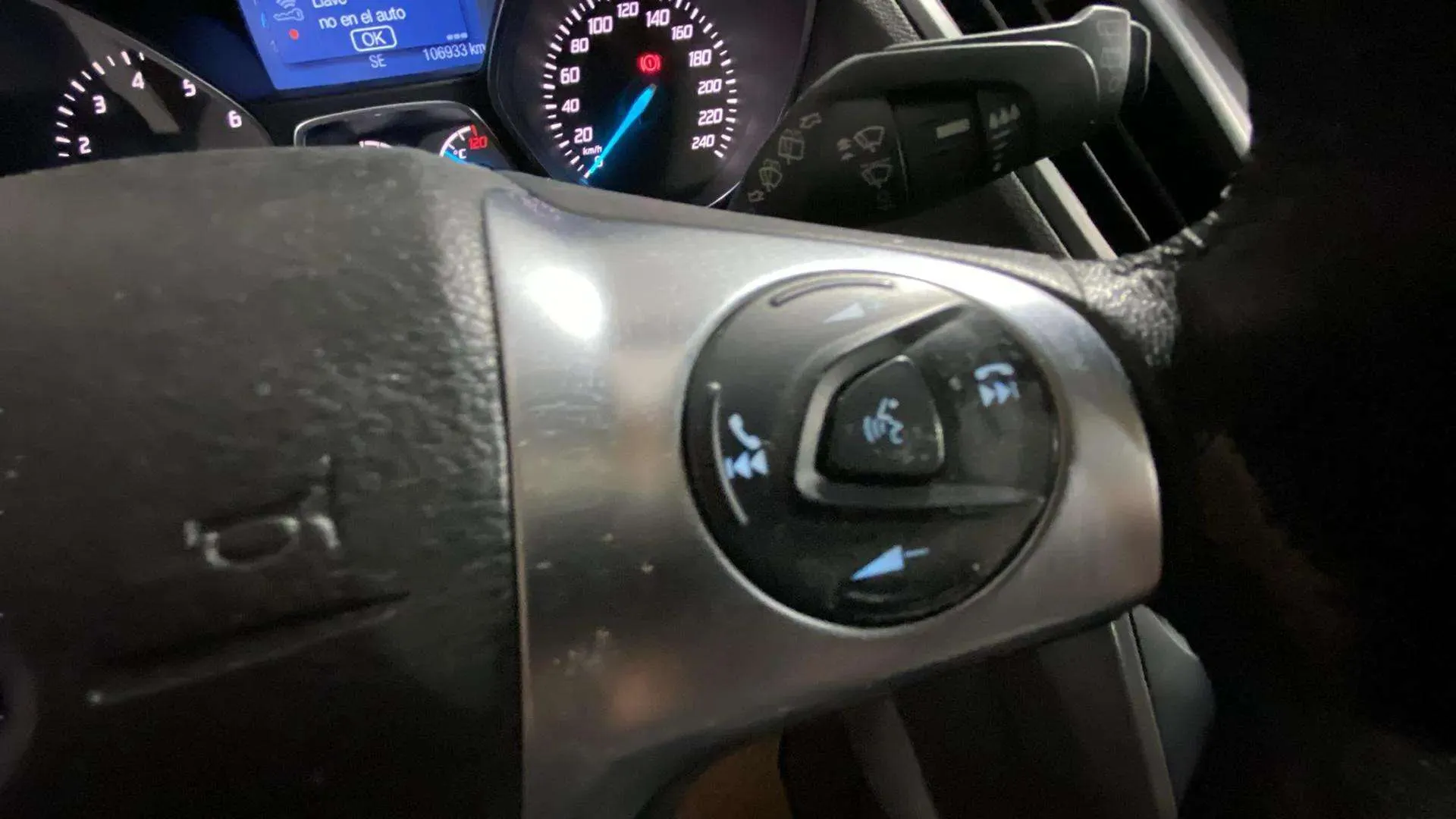 Ford Kuga 1.5 EcoBoost 150 A-S-S 4x2 Titanium - foto 19