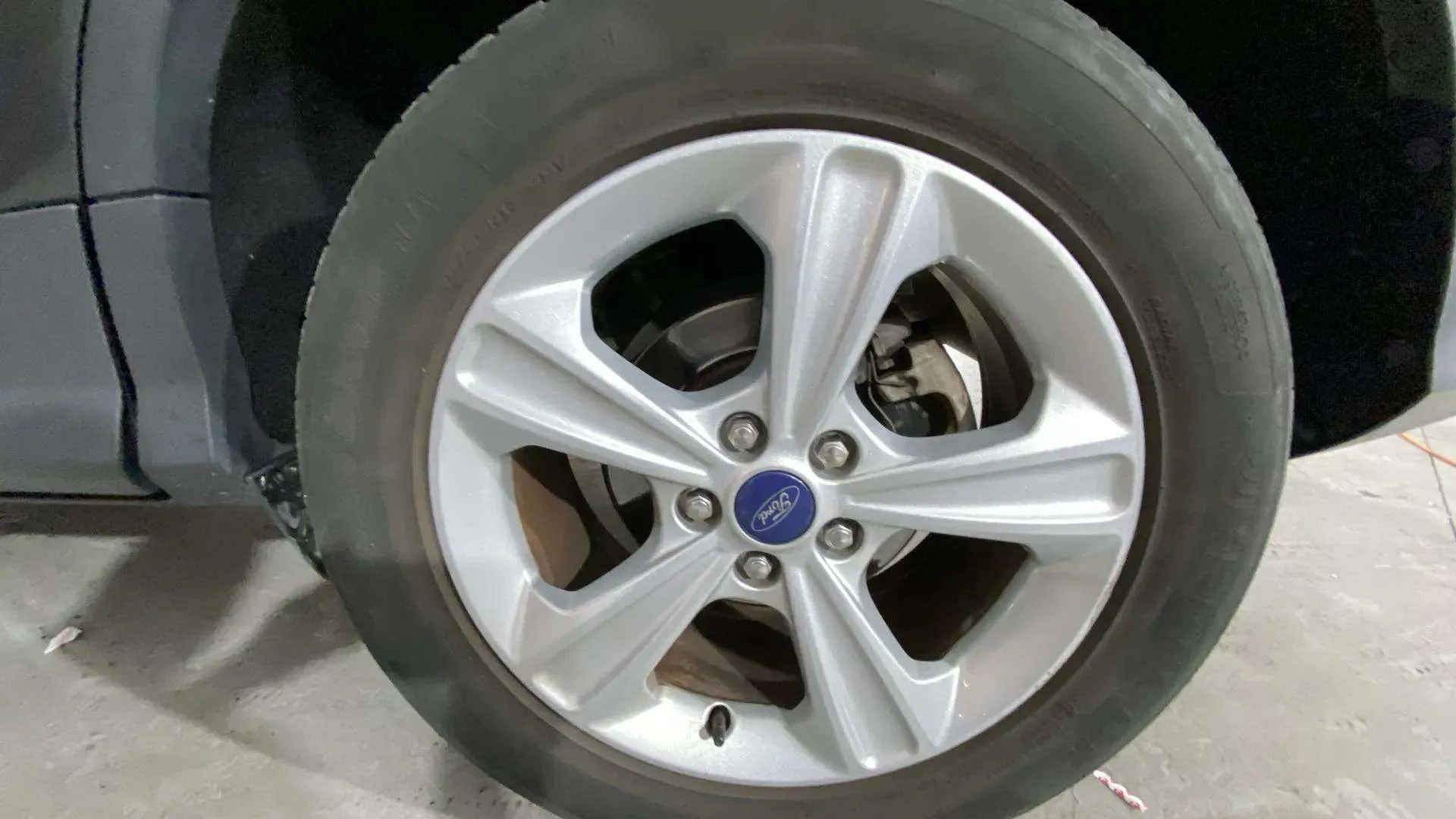 Ford Kuga 1.5 EcoBoost 150 A-S-S 4x2 Titanium - foto 25