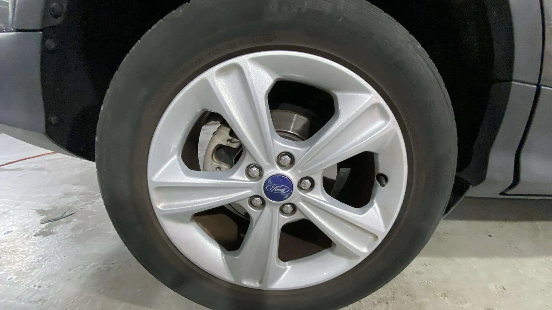 Ford Kuga 1.5 EcoBoost 150 A-S-S 4x2 Titanium - foto 23